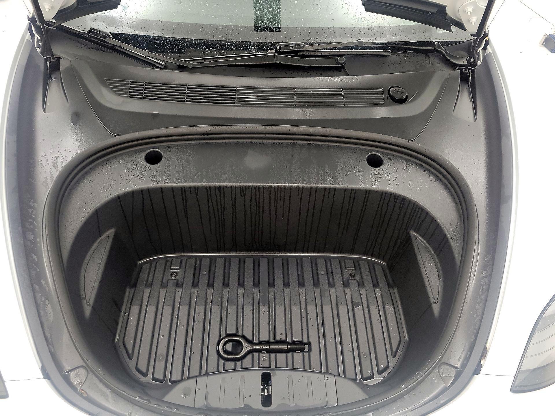 Thumbnail: 2023 Tesla Model 3 - 20
