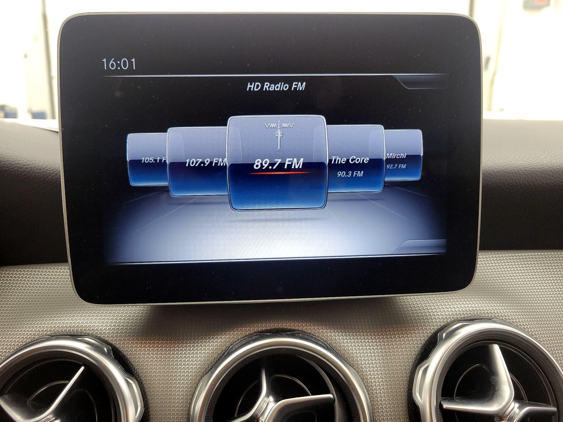 Thumbnail: 2020 Mercedes-Benz GLA - 15
