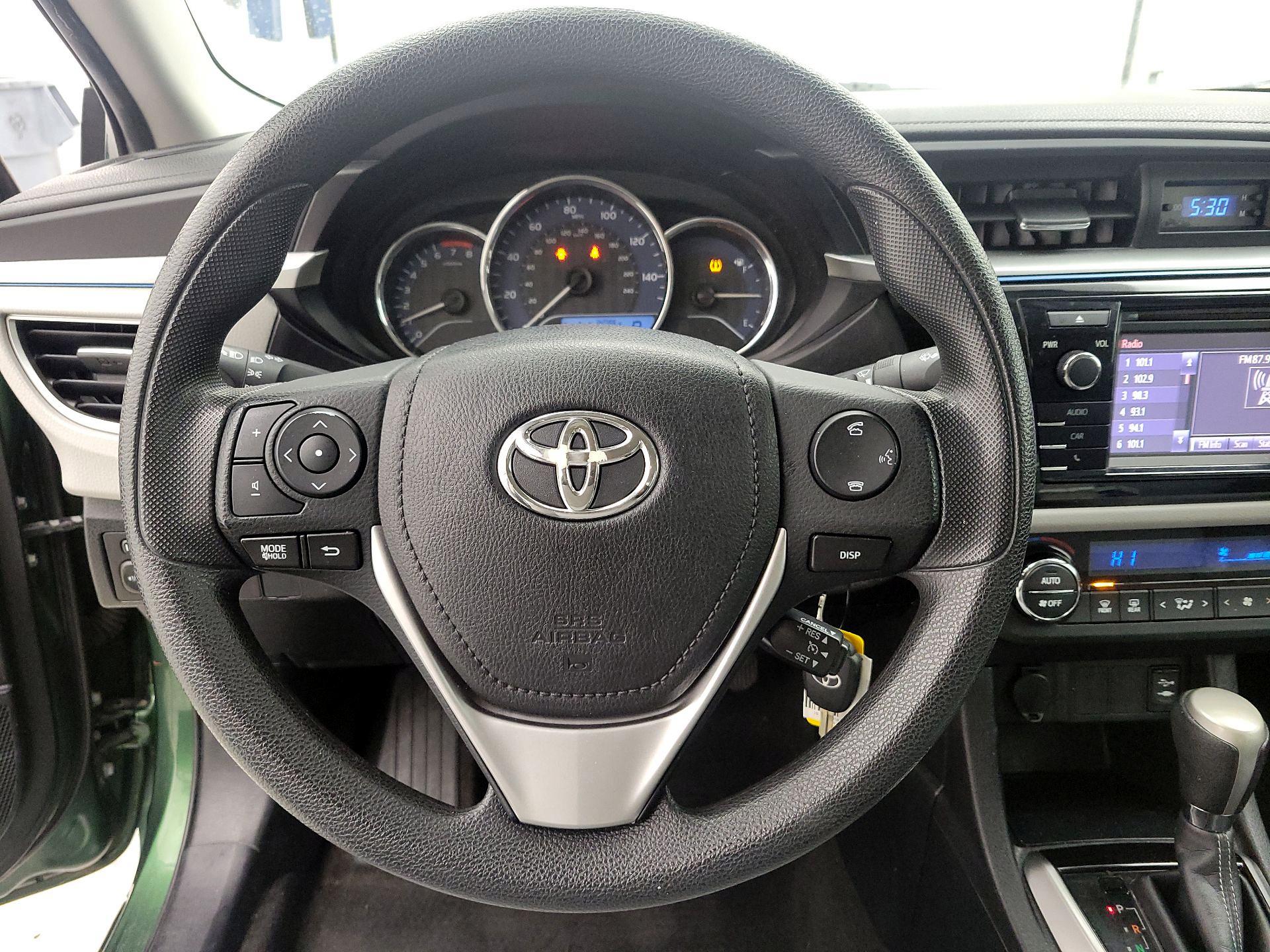 Thumbnail: 2016 Toyota Corolla - 10