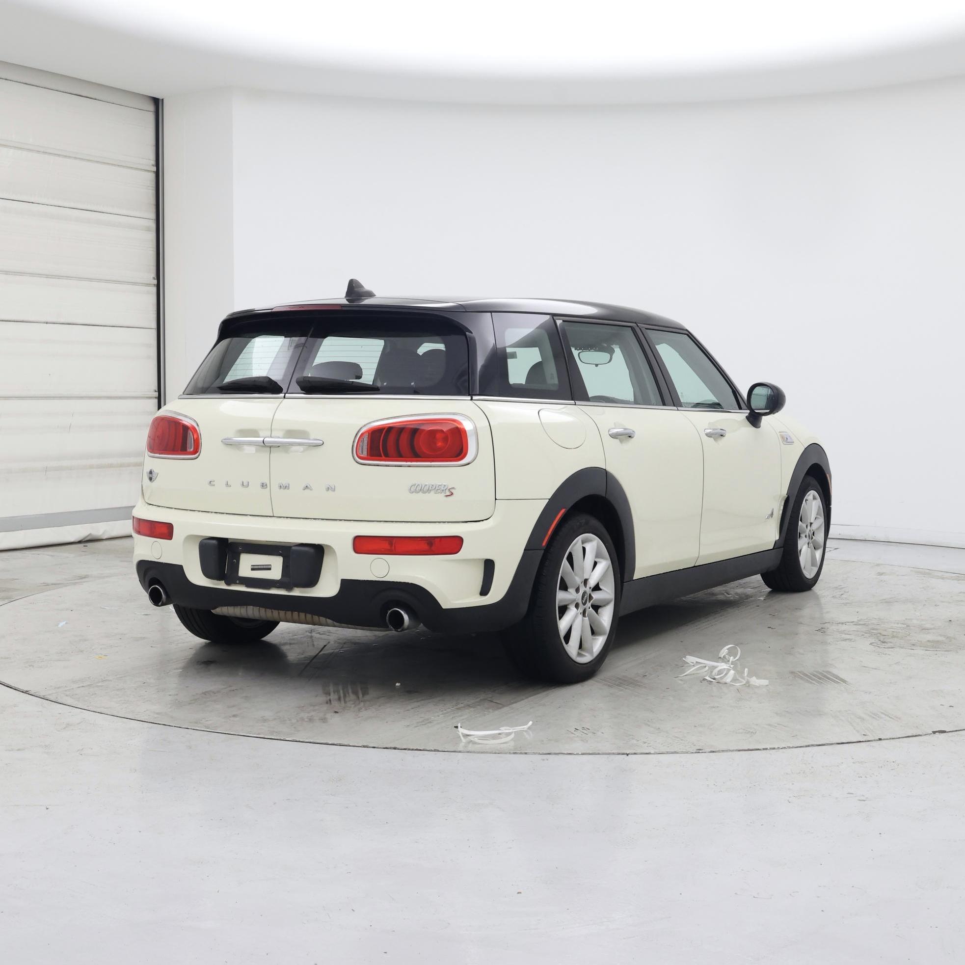 Thumbnail: 2017 MINI Cooper Clubman - 8