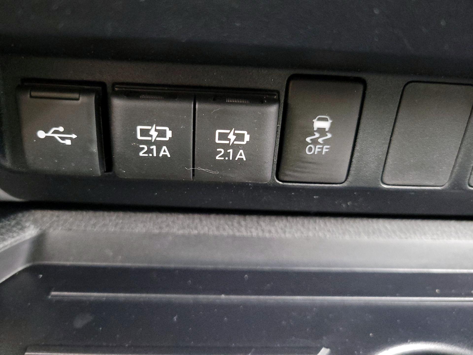 Thumbnail: 2020 Toyota Tundra - 18