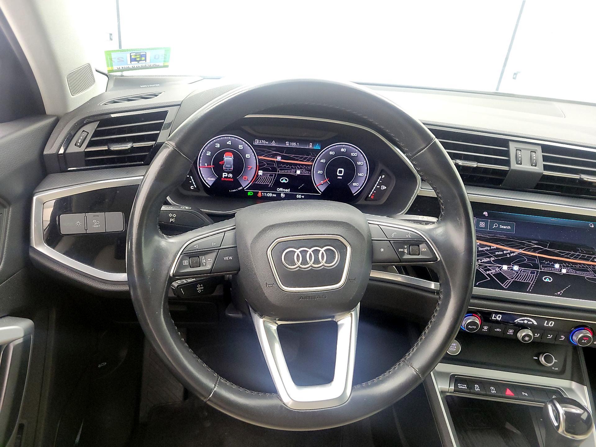 Thumbnail: 2020 Audi Q3 - 10