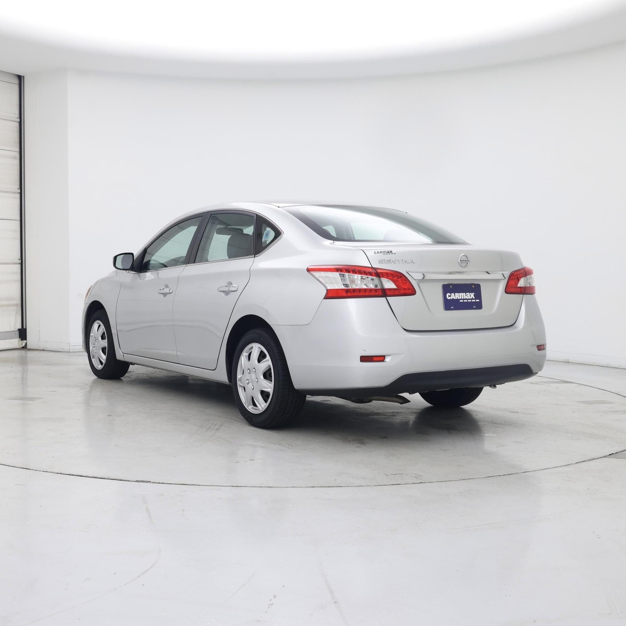 Thumbnail: 2015 Nissan Sentra - 2