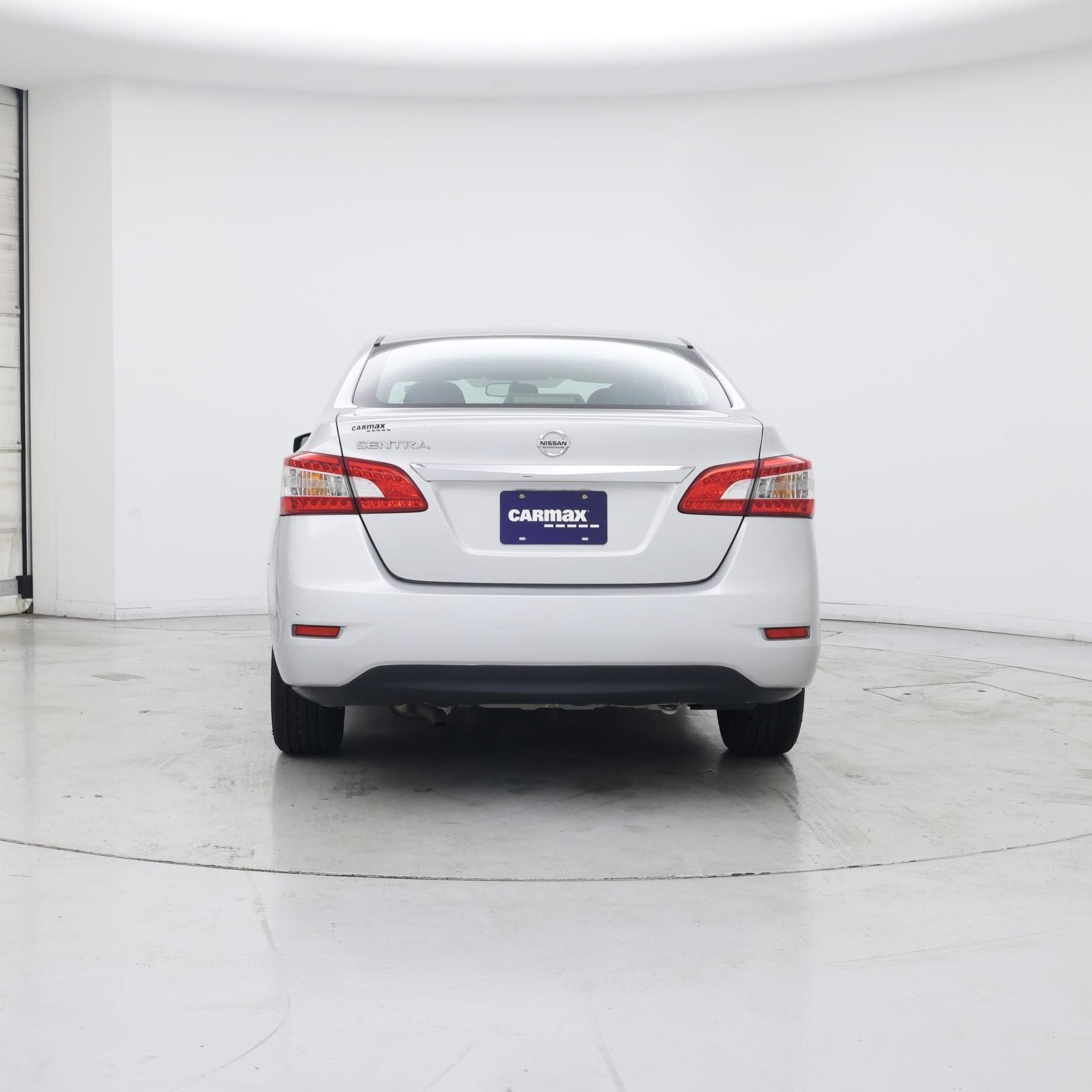 Thumbnail: 2015 Nissan Sentra - 6