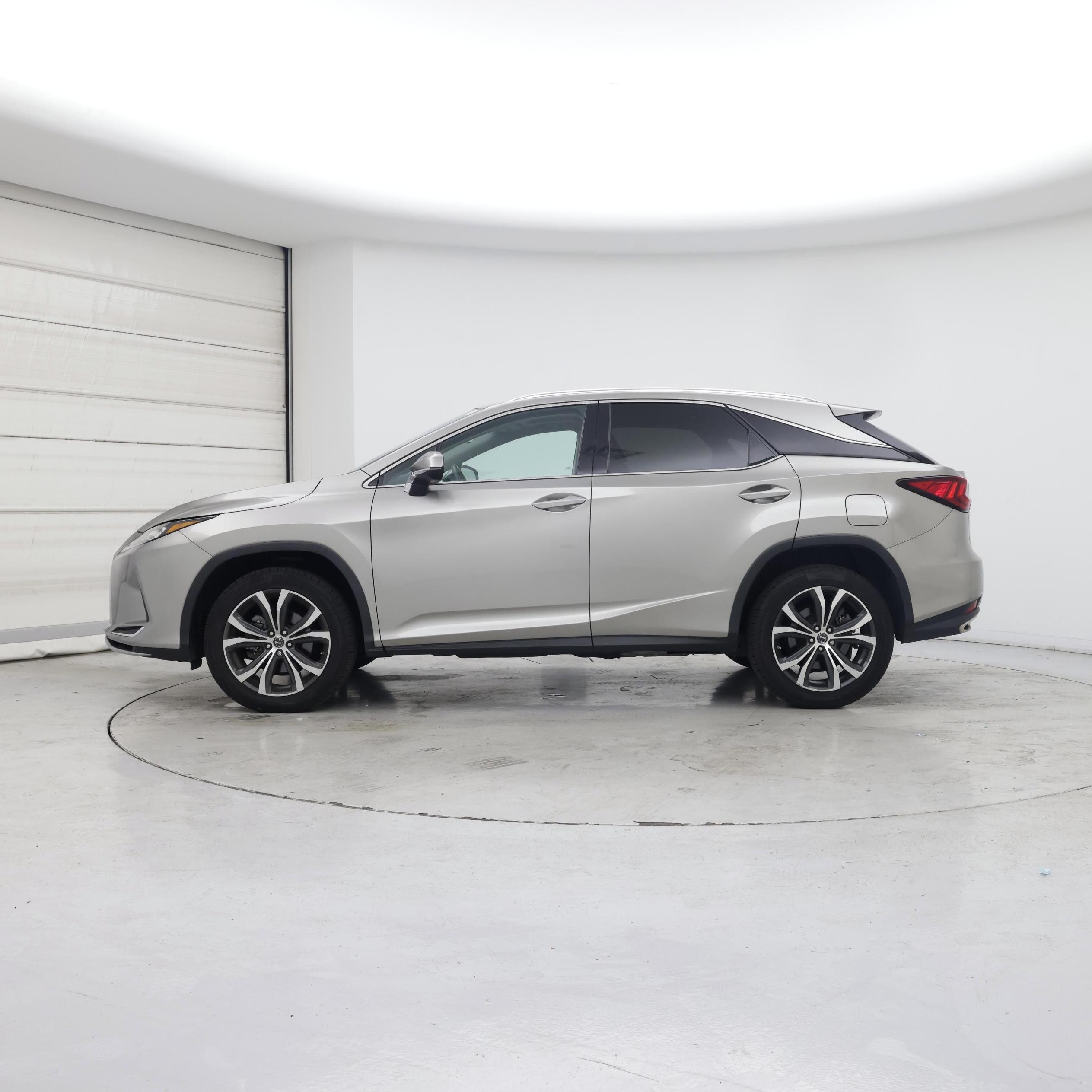 Thumbnail: 2020 Lexus RX - 3