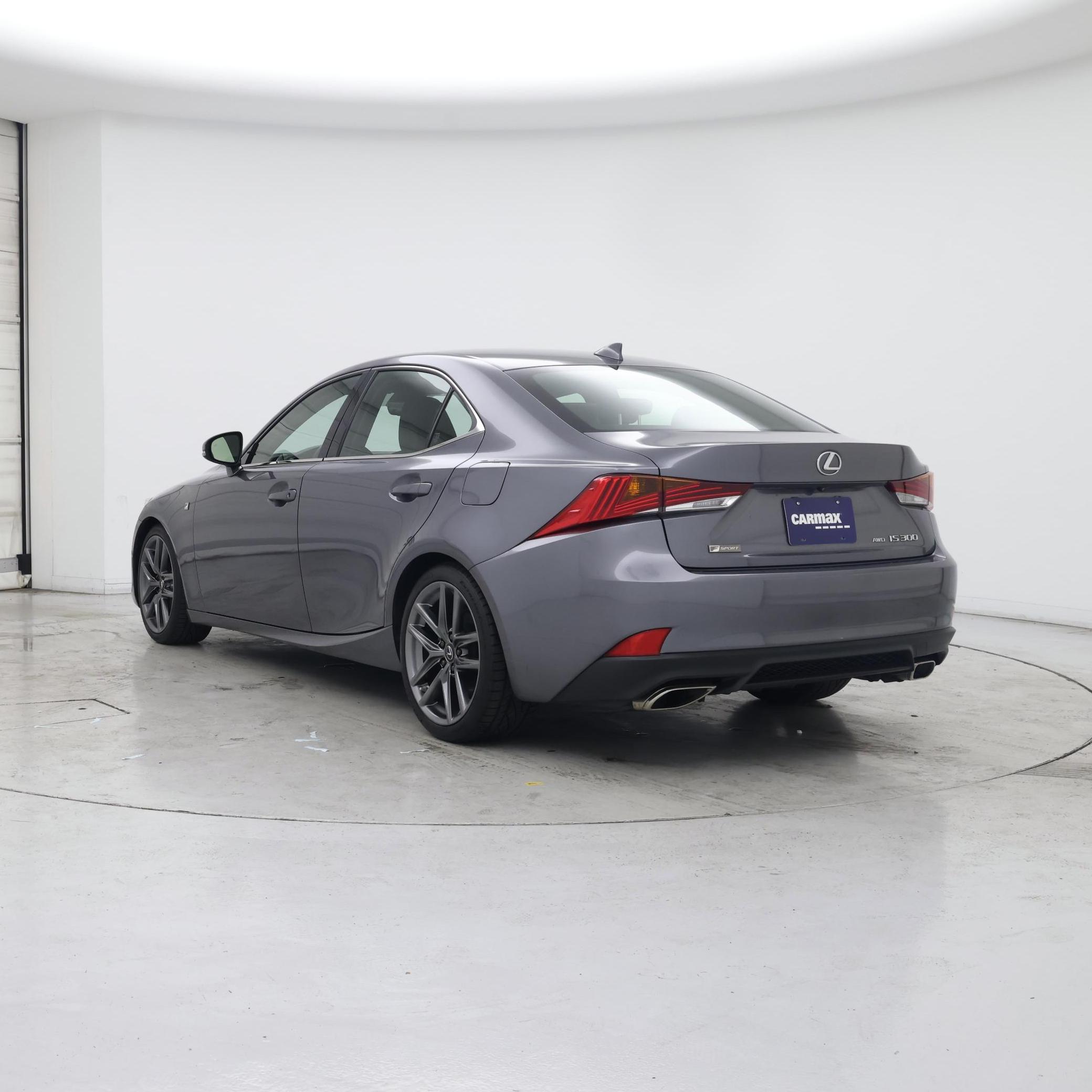 Thumbnail: 2019 Lexus IS - 2