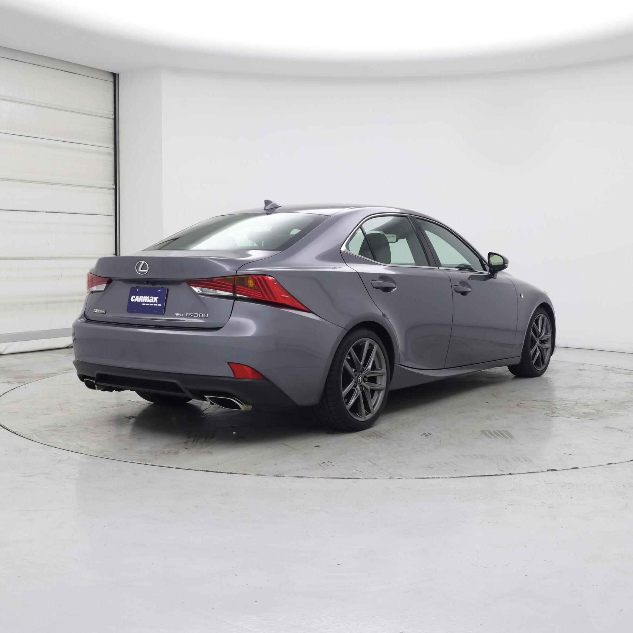 Thumbnail: 2019 Lexus IS - 8