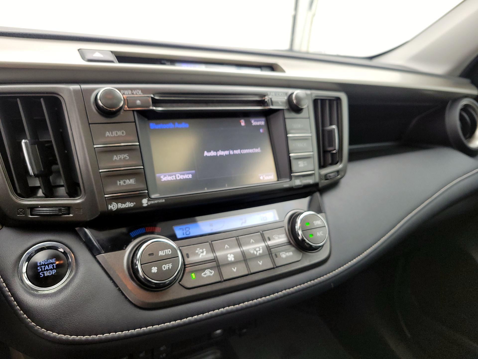Thumbnail: 2015 Toyota RAV4 - 17