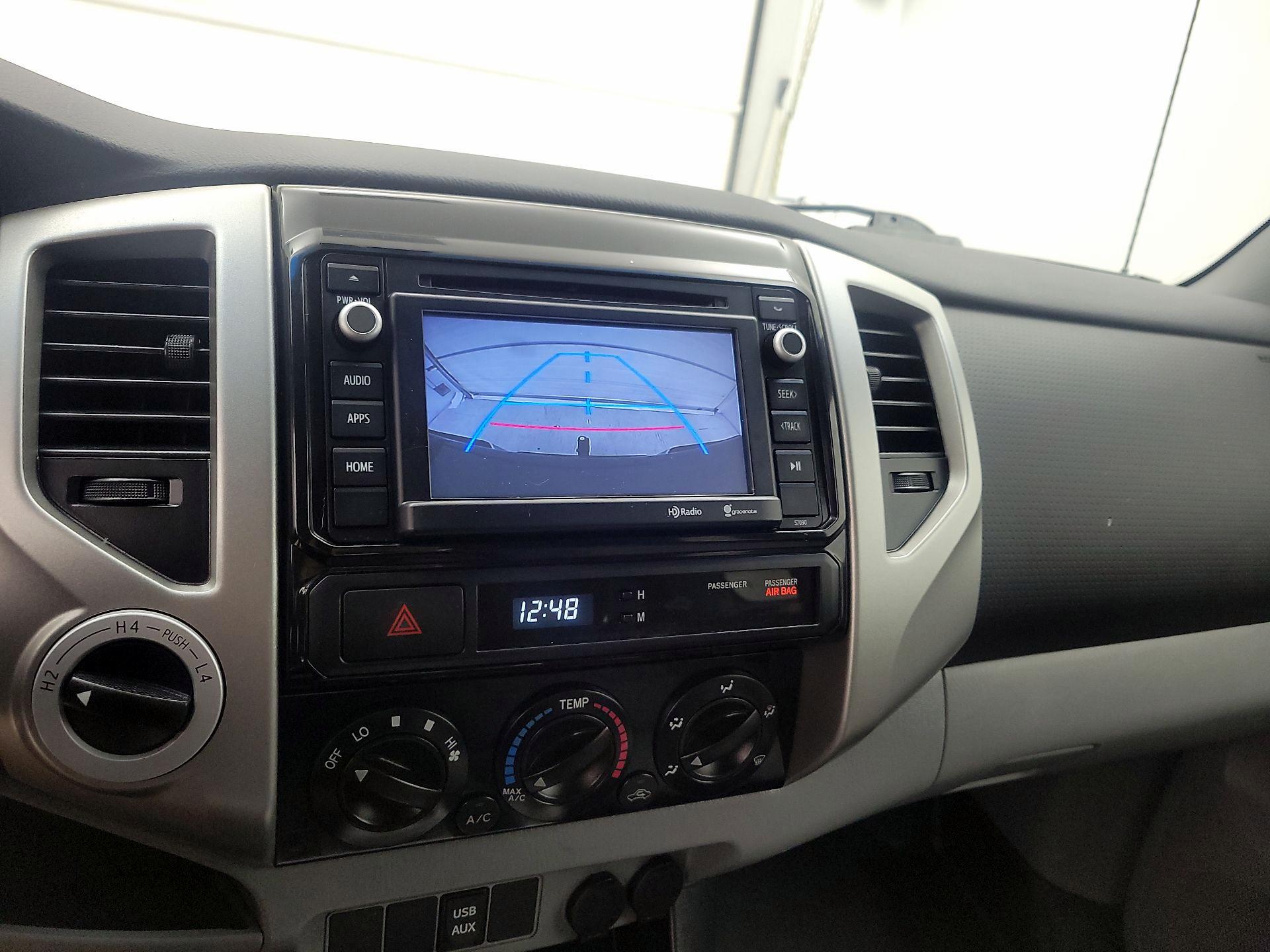 Thumbnail: 2014 Toyota Tacoma - 14