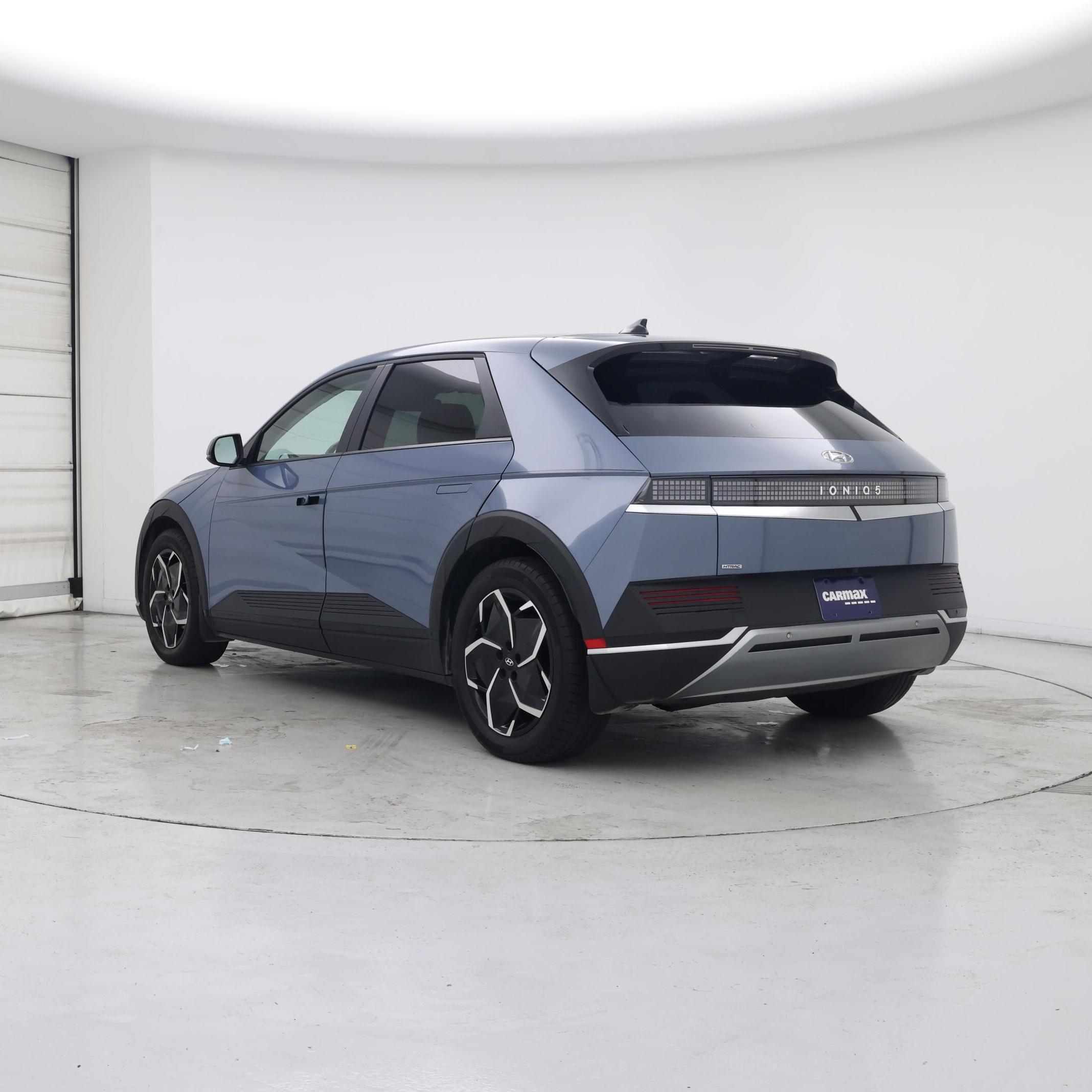Thumbnail: 2022 Hyundai Ioniq 5 - 2