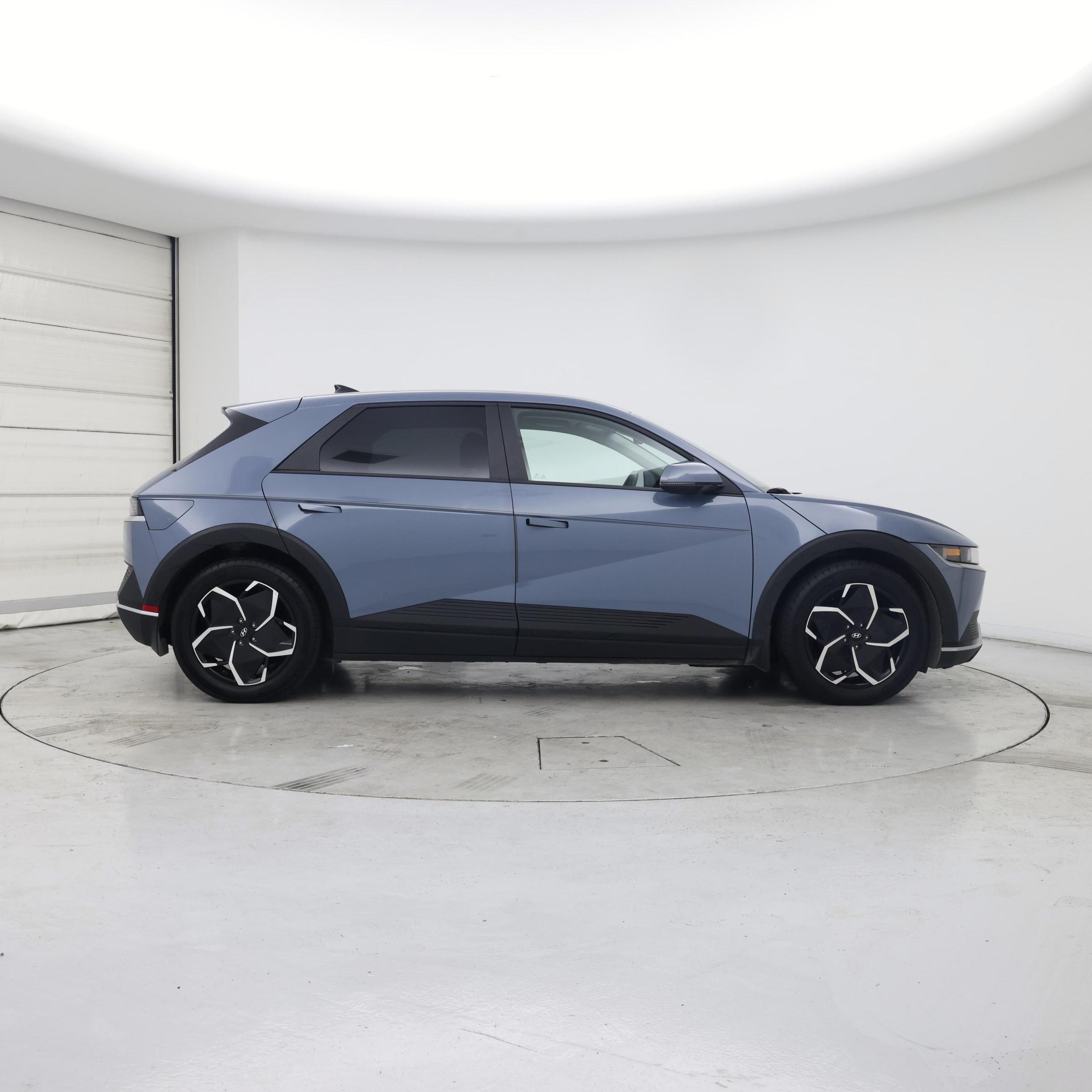 Thumbnail: 2022 Hyundai Ioniq 5 - 7