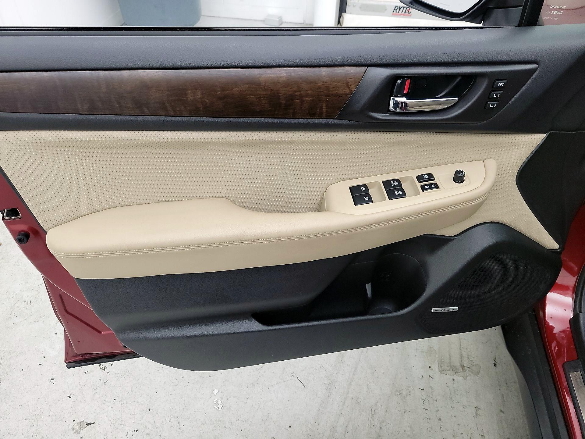 Thumbnail: 2015 Subaru Outback - 12