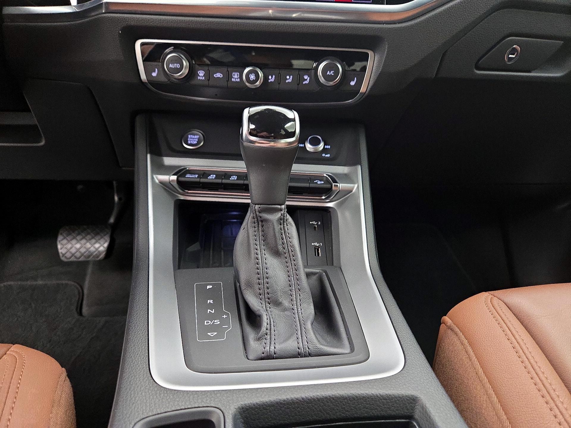 Thumbnail: 2020 Audi Q3 - 18