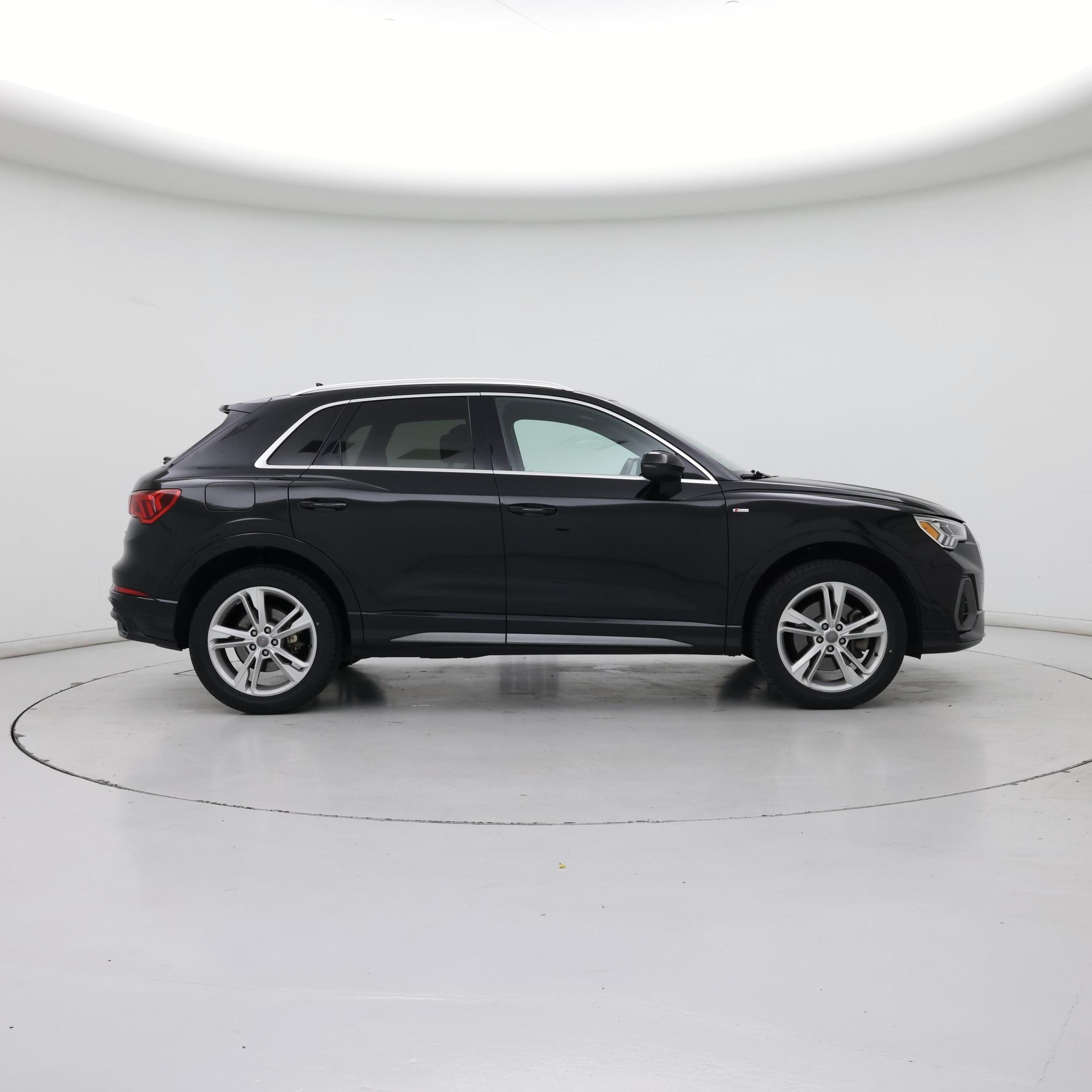 Thumbnail: 2020 Audi Q3 - 7