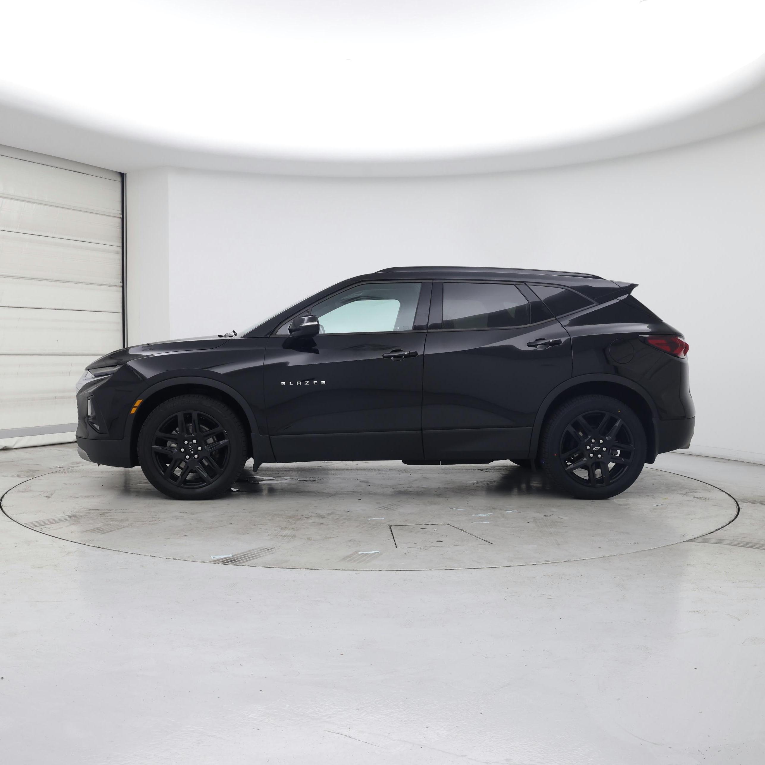 Thumbnail: 2020 Chevrolet Blazer - 3
