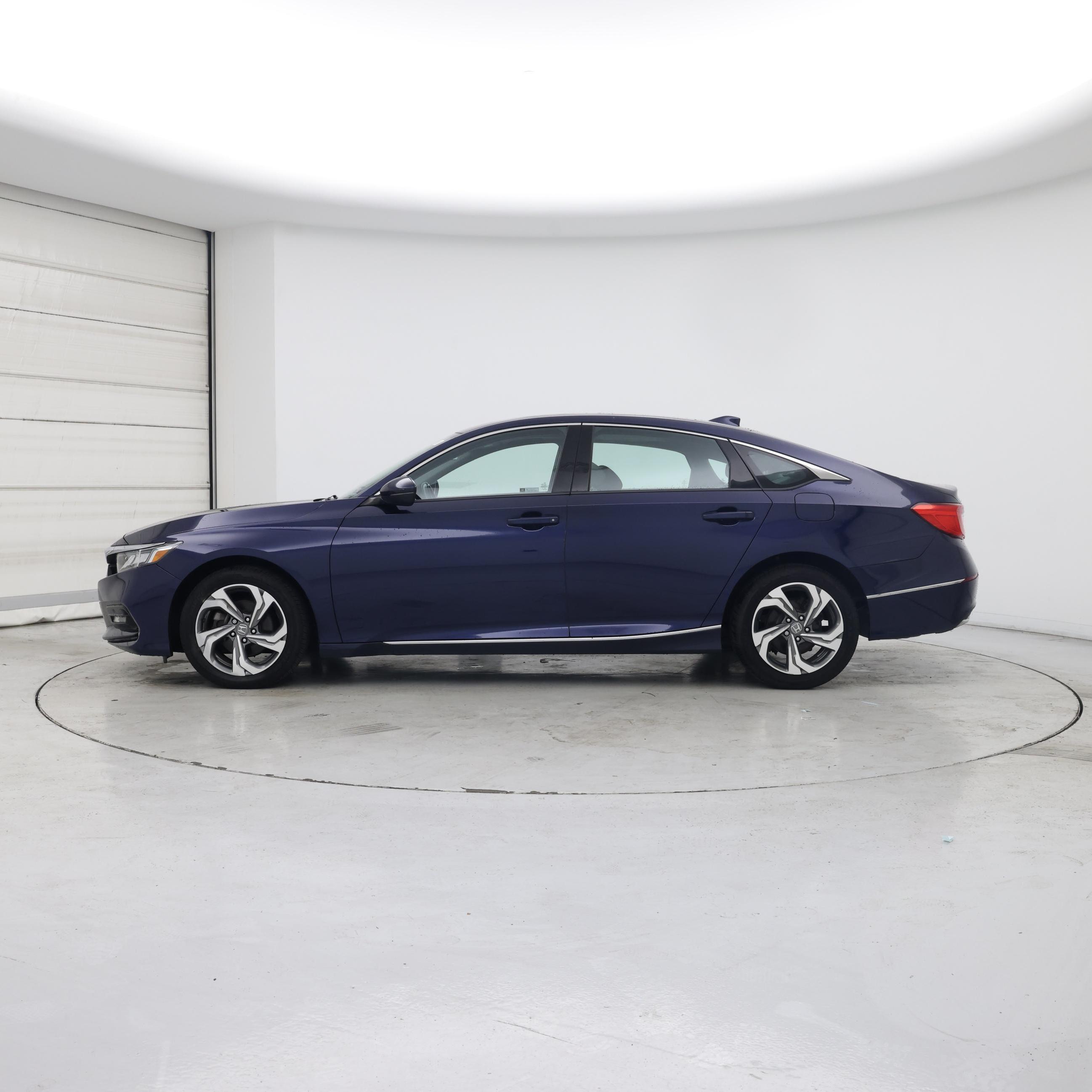 Thumbnail: 2018 Honda Accord - 3