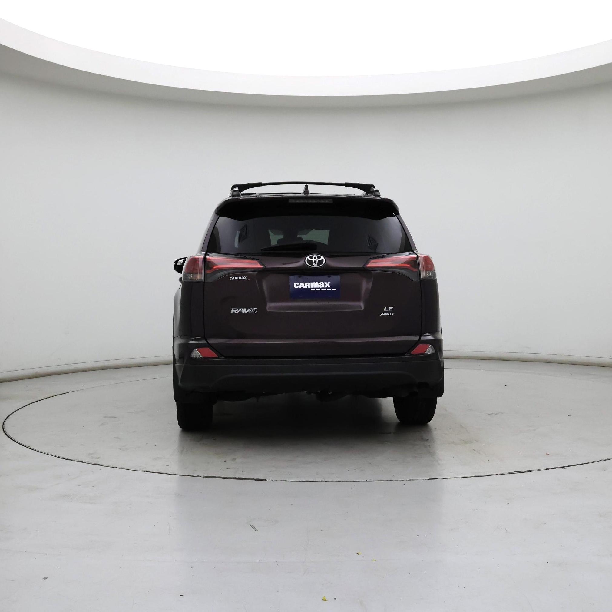 Thumbnail: 2017 Toyota RAV4 - 6
