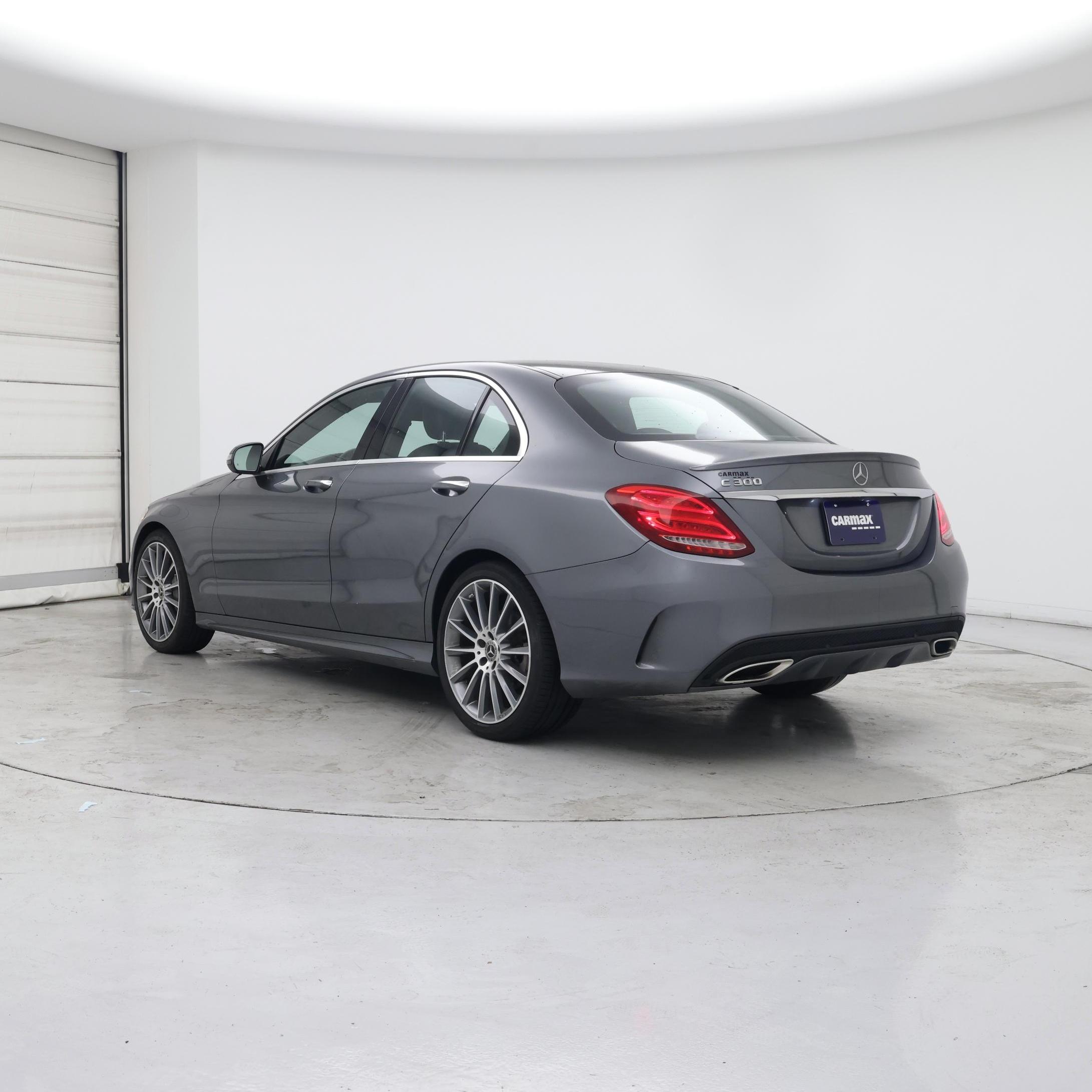 Thumbnail: 2017 Mercedes-Benz C-Class - 2