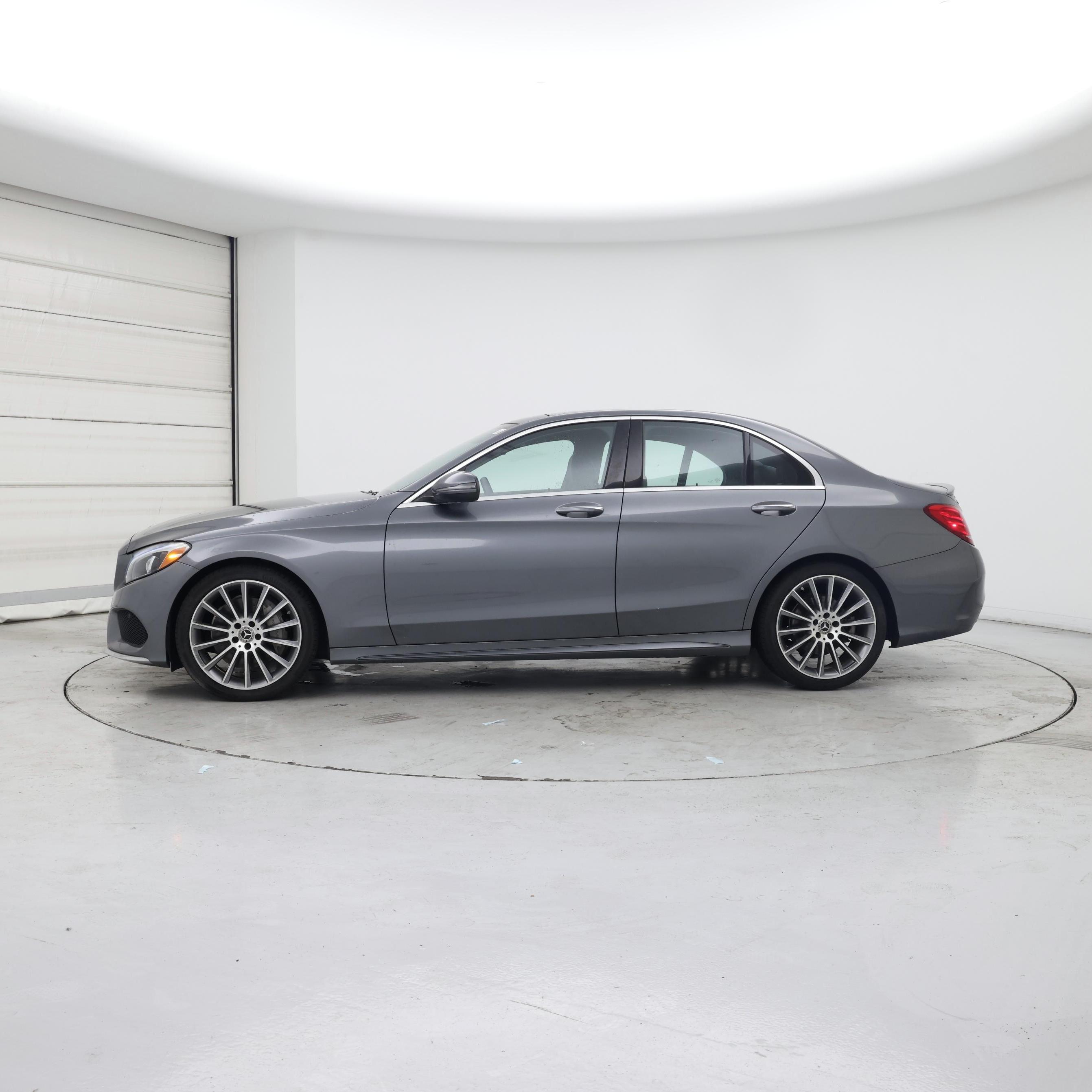 Thumbnail: 2017 Mercedes-Benz C-Class - 3