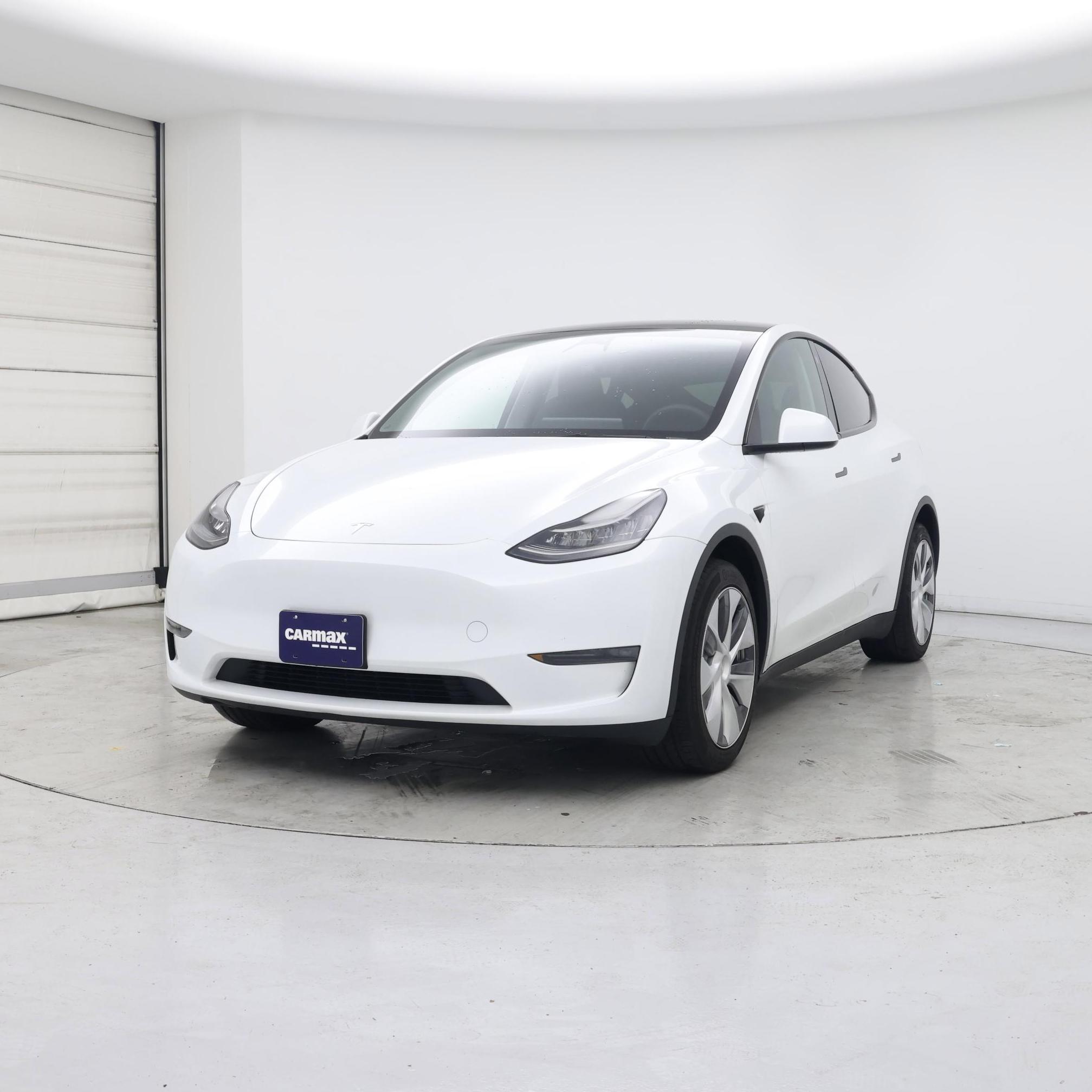 Thumbnail: 2023 Tesla Model Y - 4