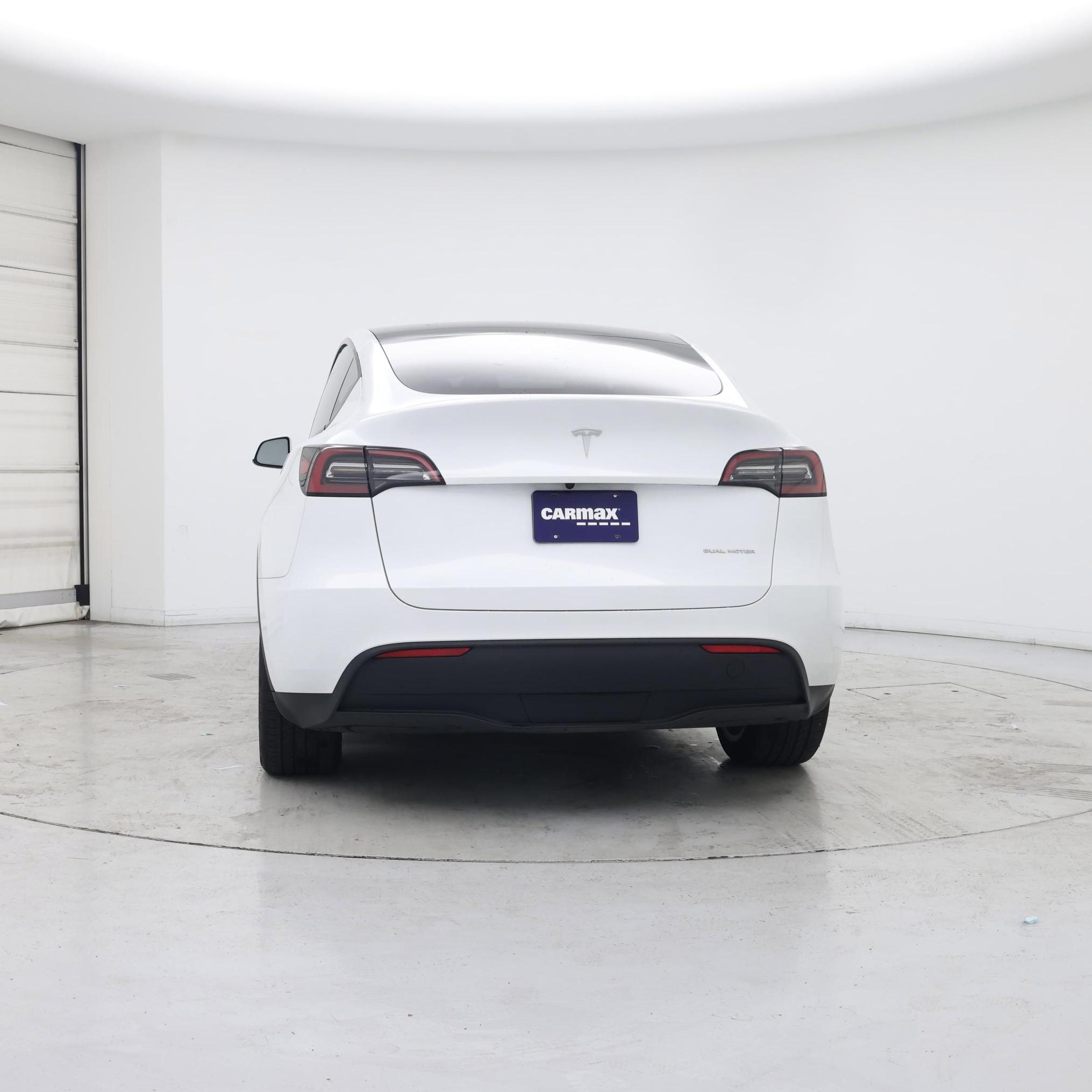 Thumbnail: 2023 Tesla Model Y - 6