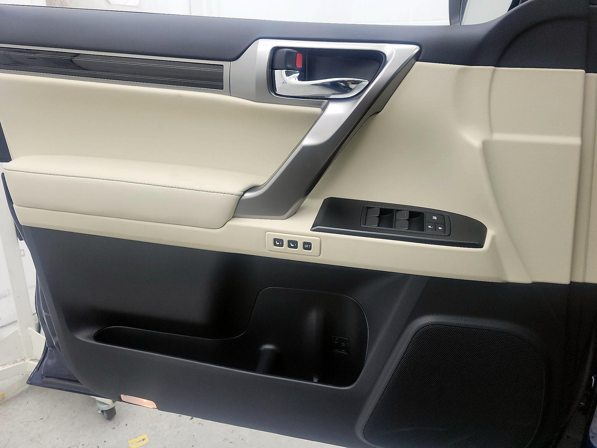 Thumbnail: 2023 Lexus GX - 12
