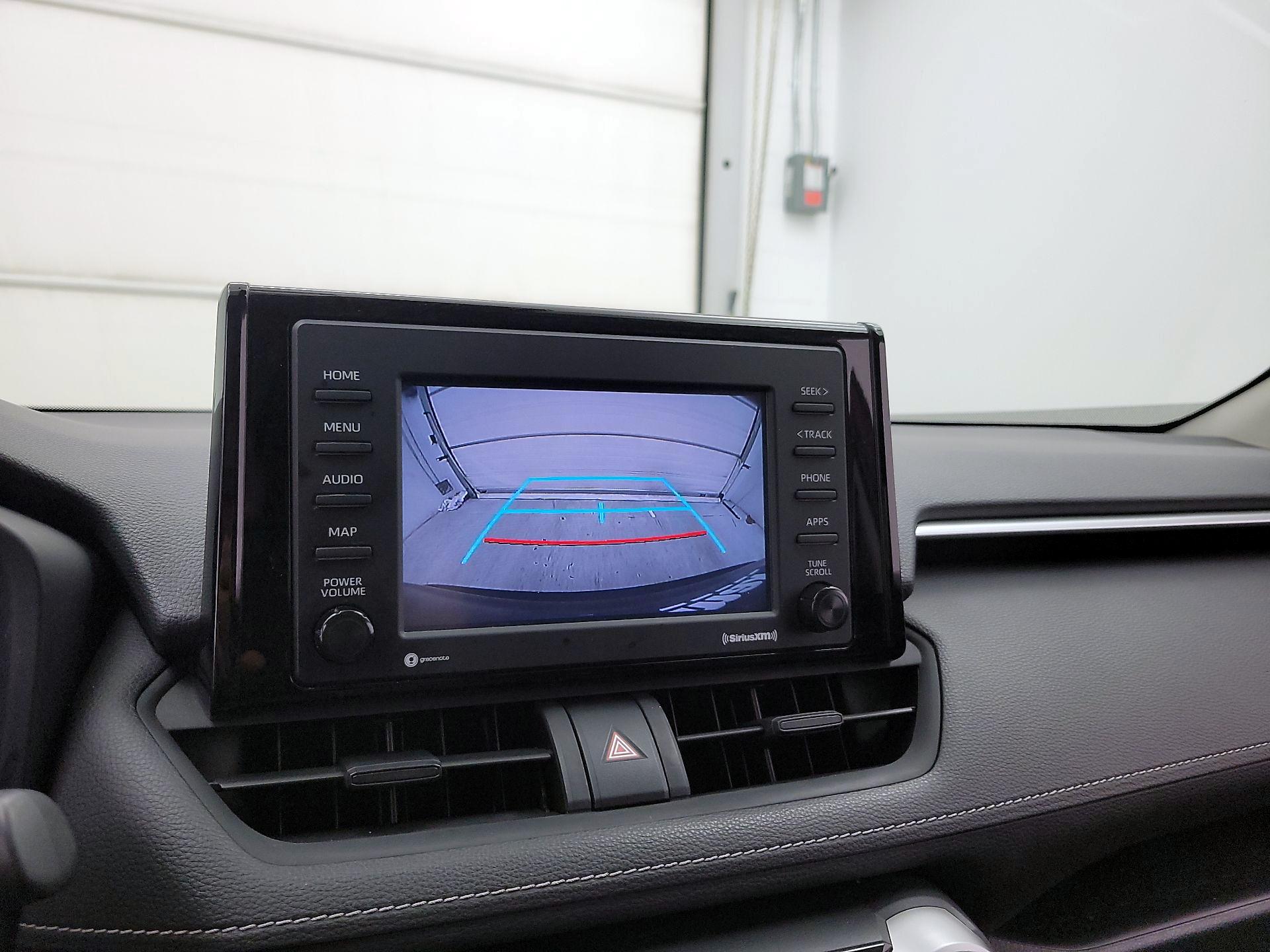 Thumbnail: 2021 Toyota RAV4 - 14