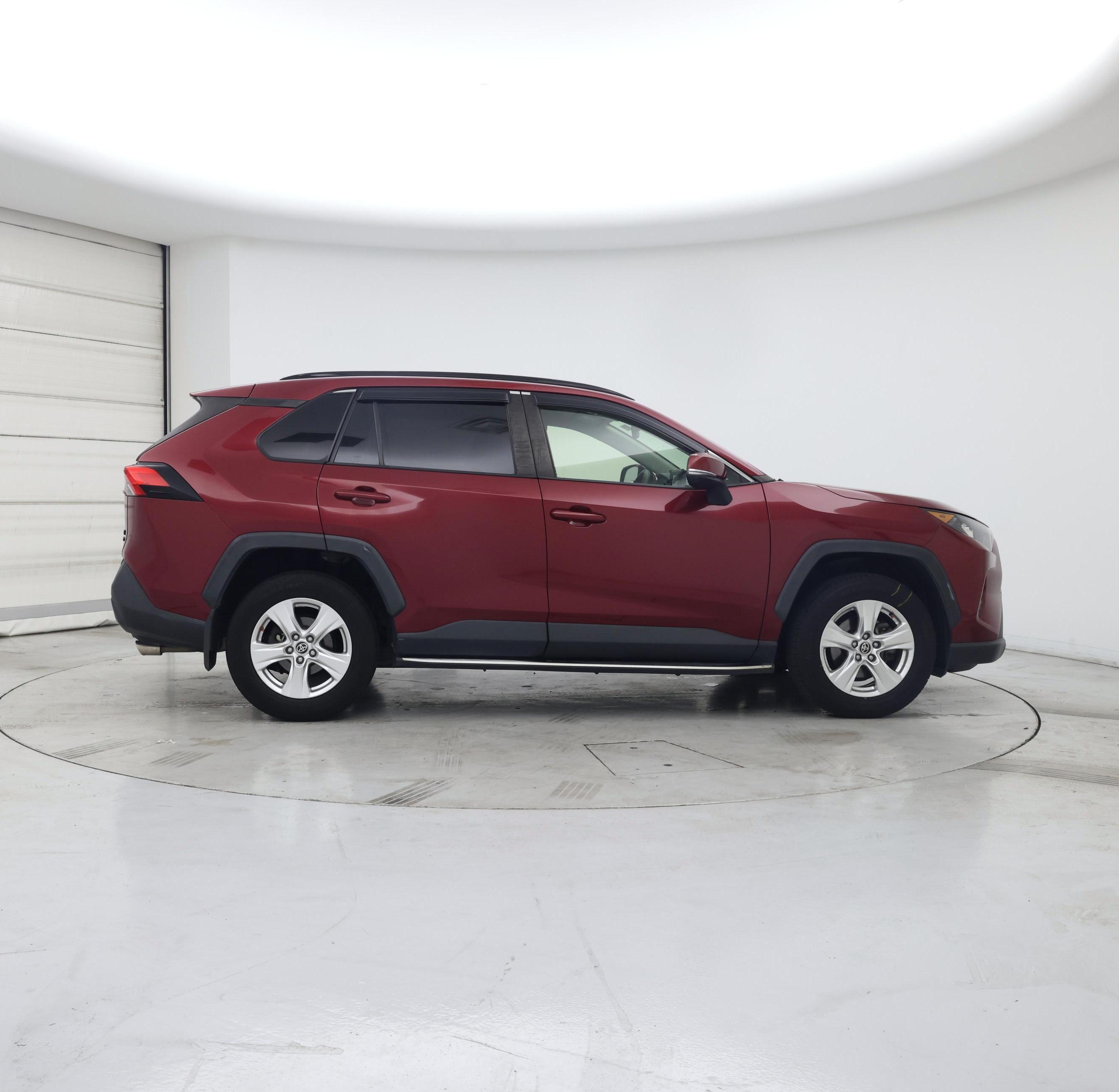 Thumbnail: 2021 Toyota RAV4 - 7