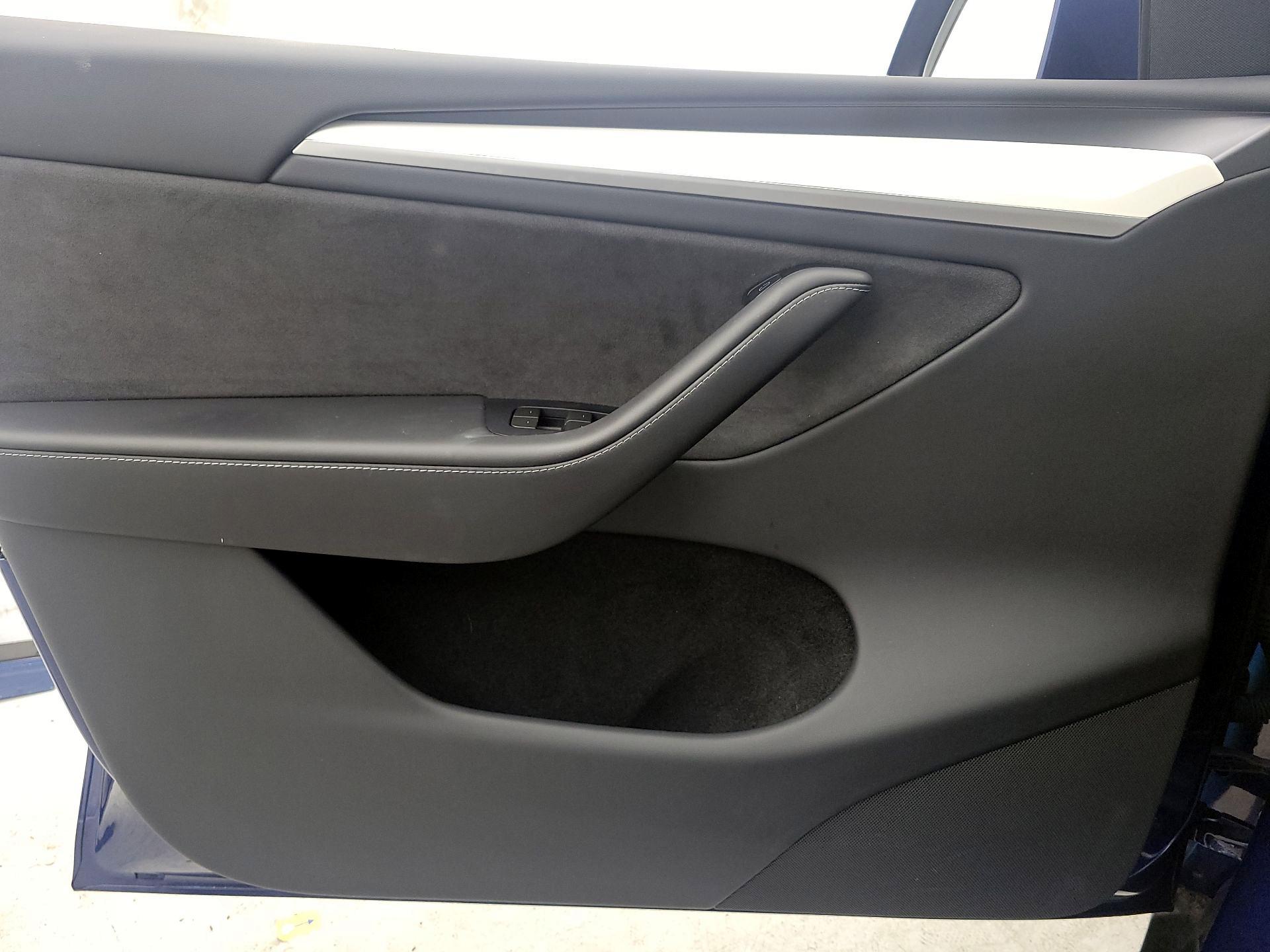 Thumbnail: 2024 Tesla Model Y - 12