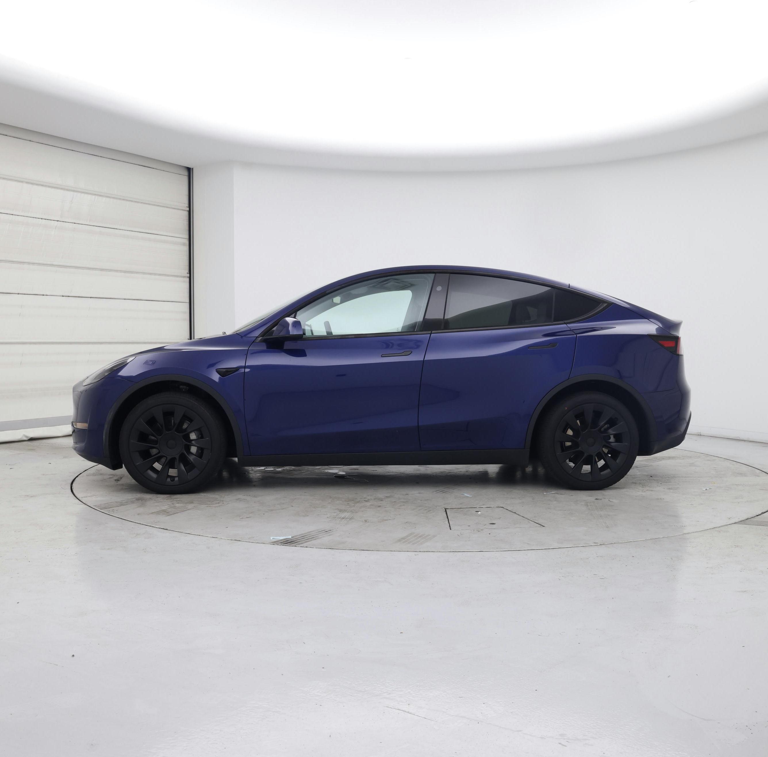 Thumbnail: 2024 Tesla Model Y - 3