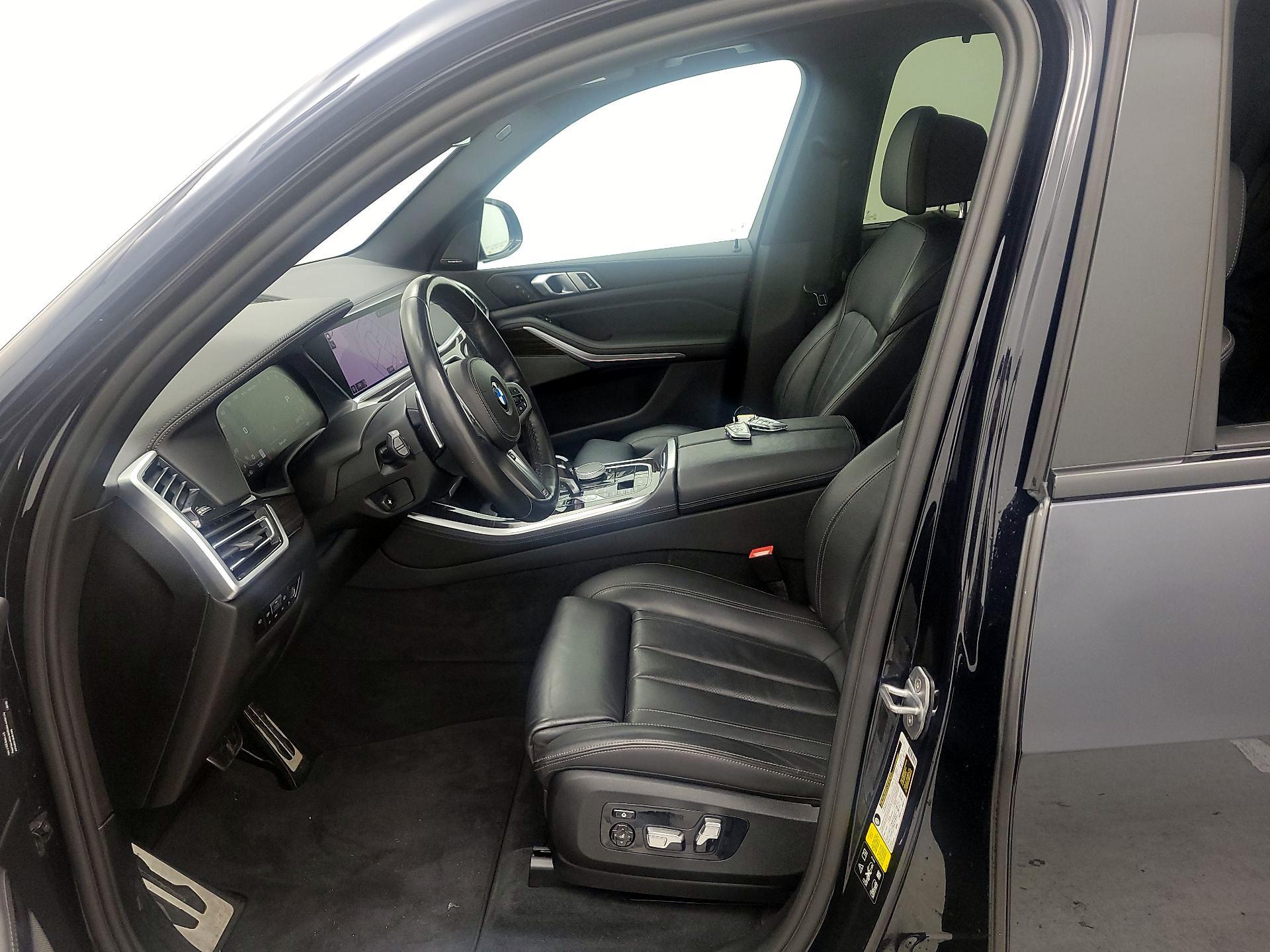 Thumbnail: 2020 BMW X5 - 11