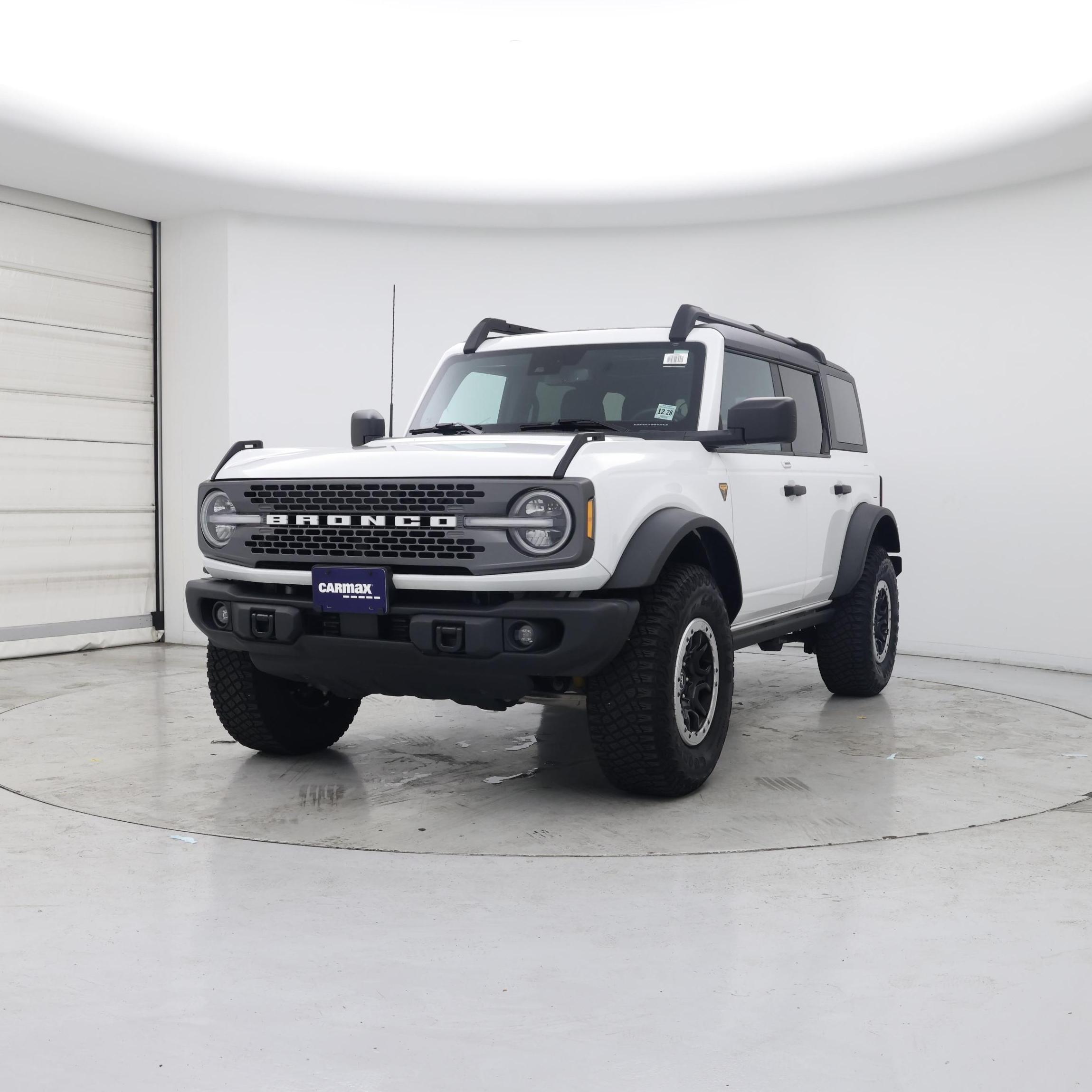 Thumbnail: 2023 Ford Bronco - 4