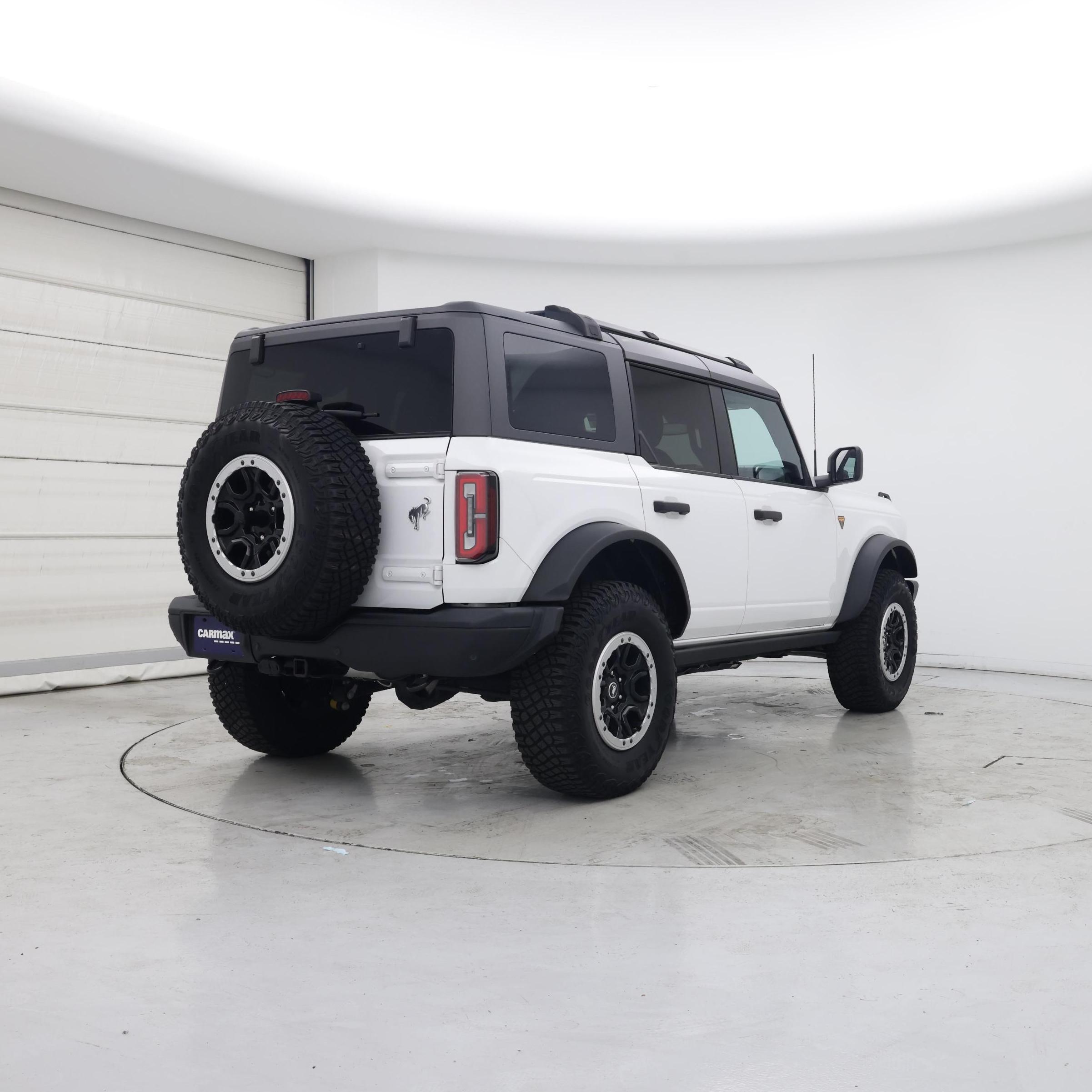 Thumbnail: 2023 Ford Bronco - 8