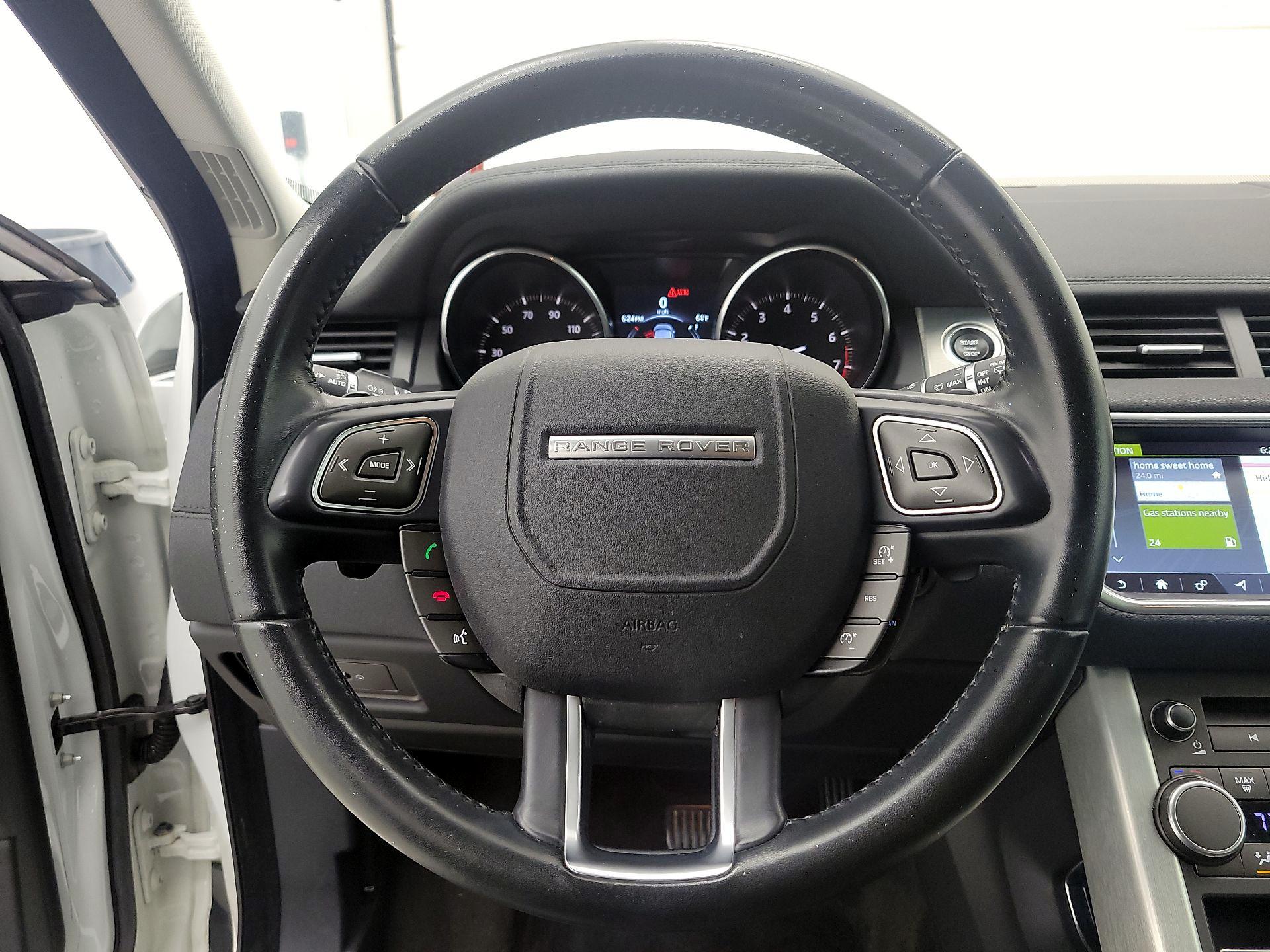 Thumbnail: 2017 Land Rover Range Rover Evoque - 10