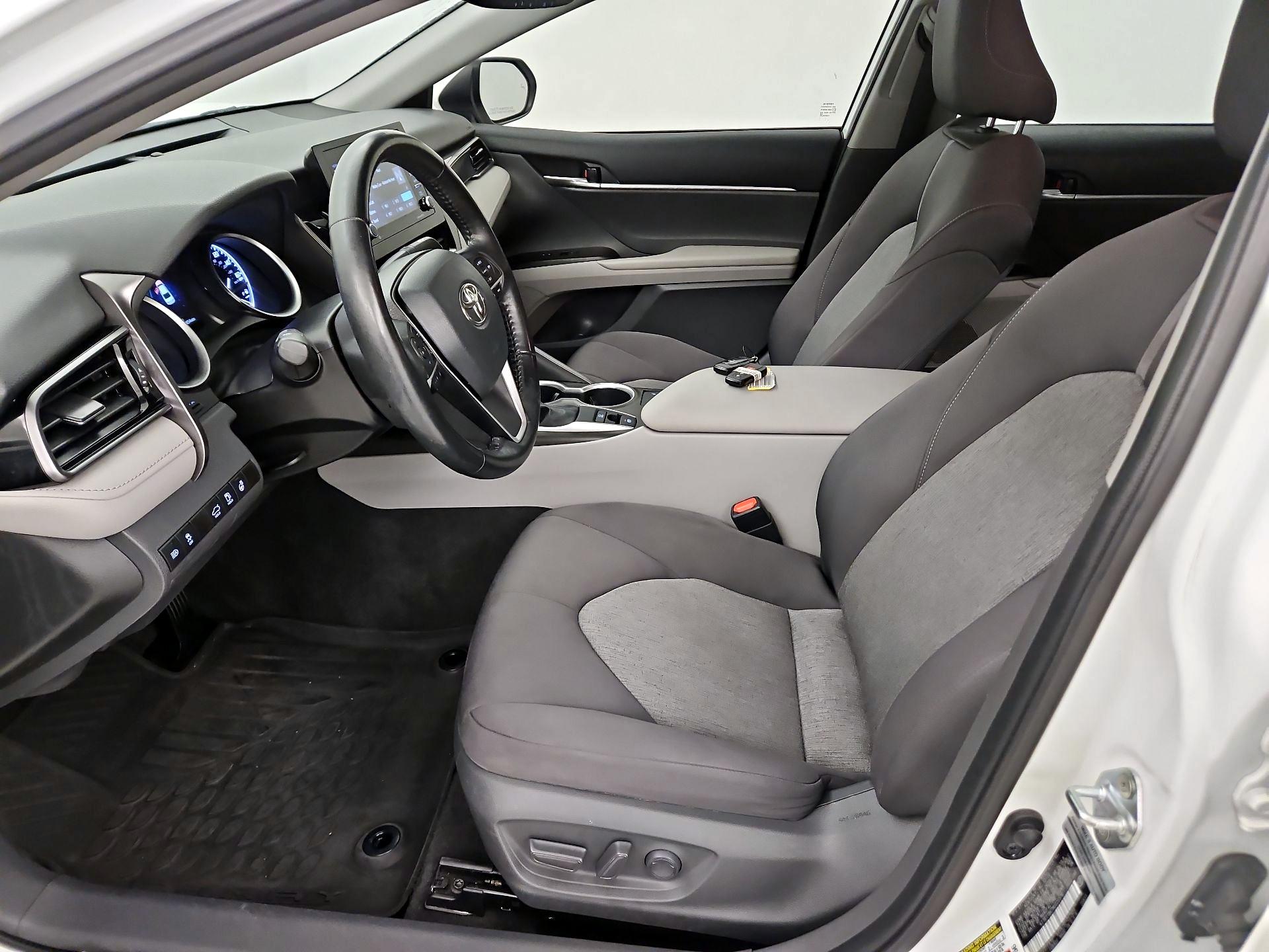 Thumbnail: 2021 Toyota Camry - 11