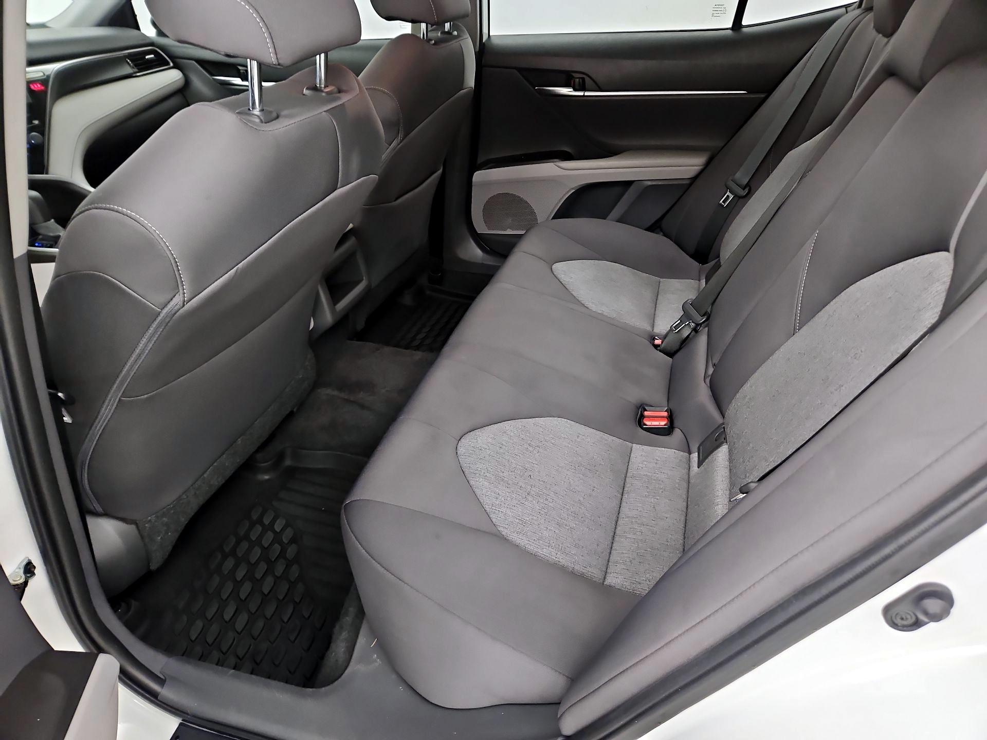 Thumbnail: 2021 Toyota Camry - 19