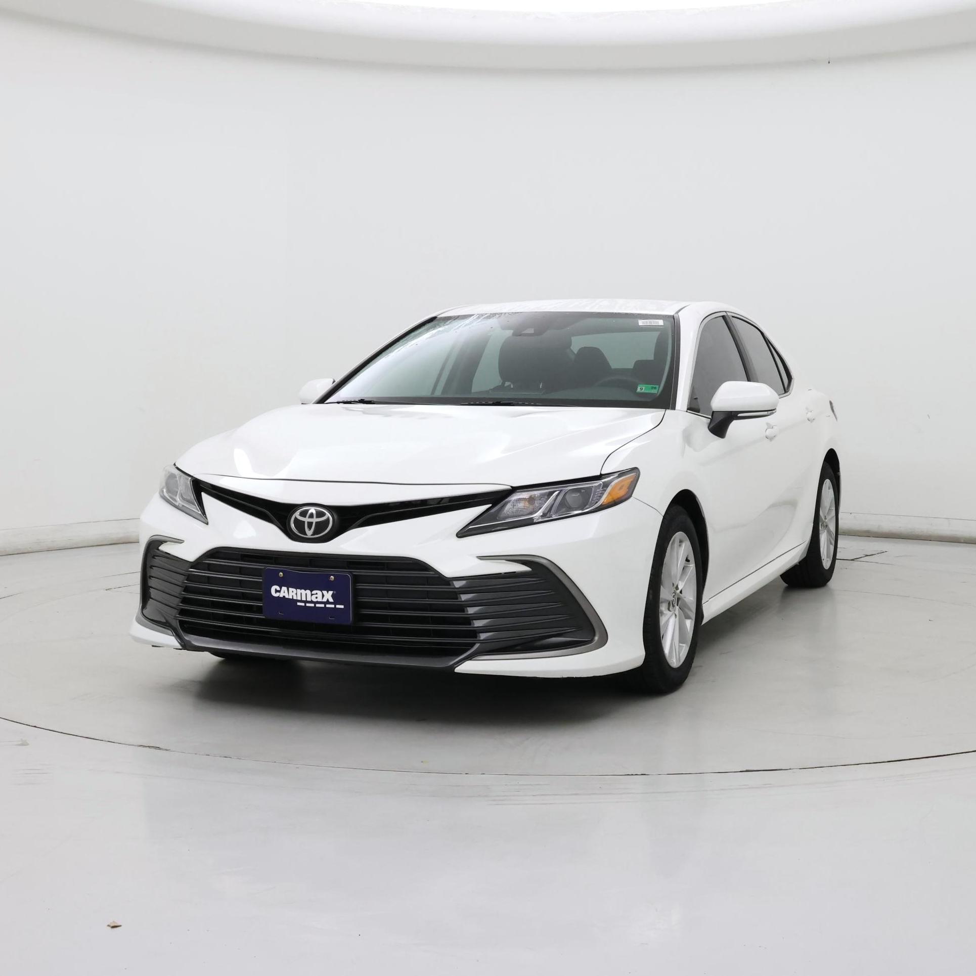 Thumbnail: 2021 Toyota Camry - 4