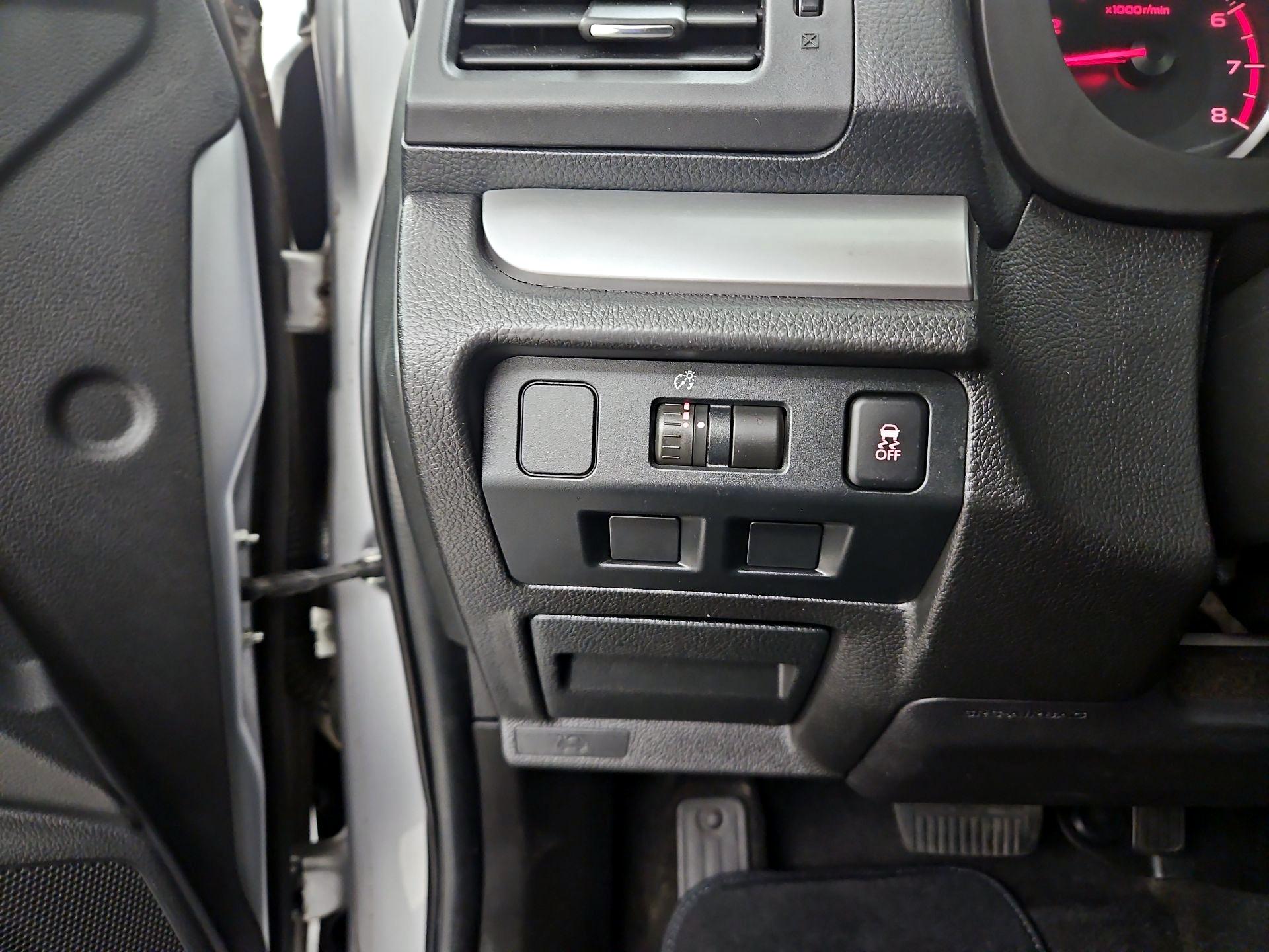 Thumbnail: 2015 Subaru Forester - 13