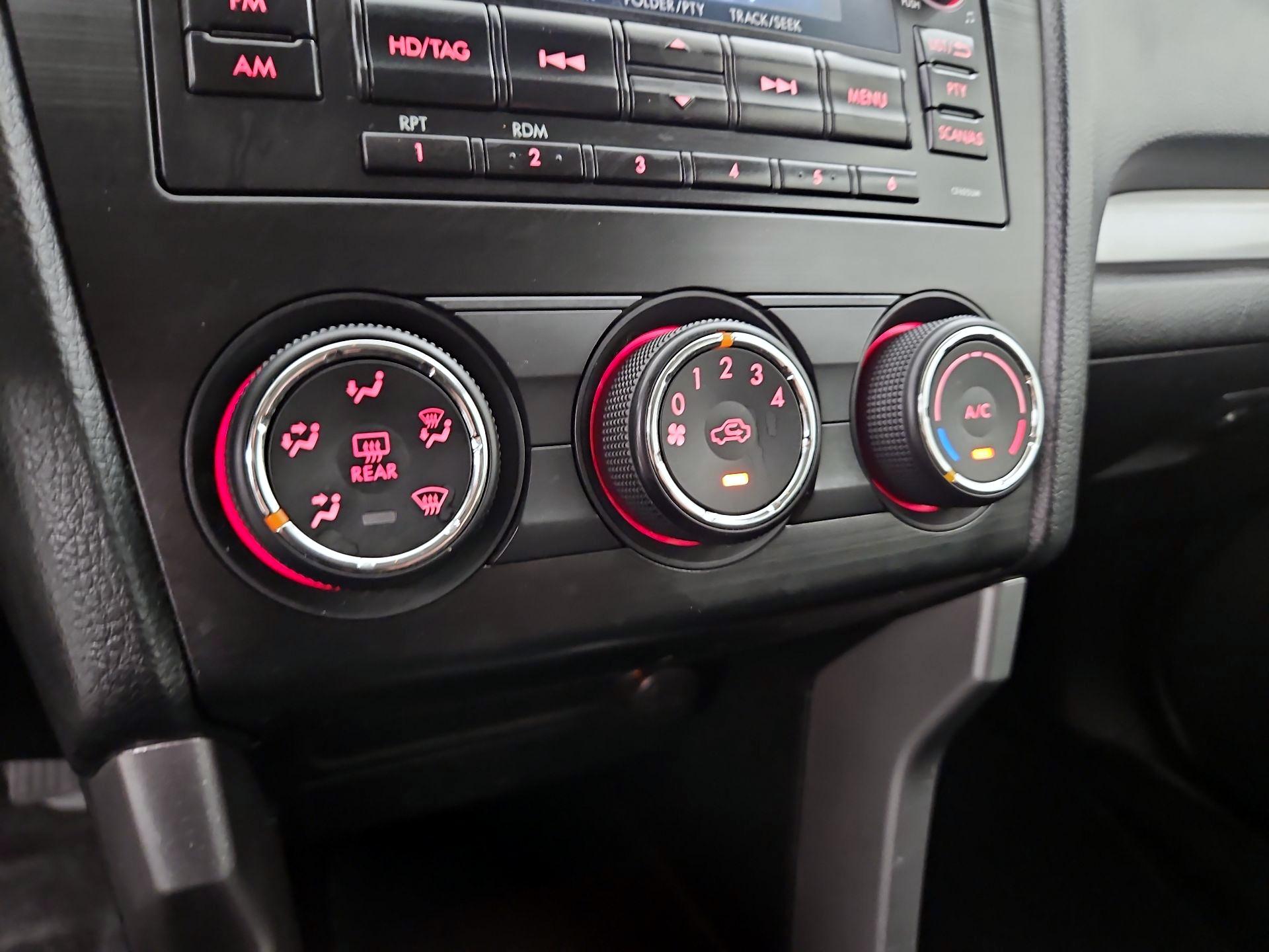 Thumbnail: 2015 Subaru Forester - 16