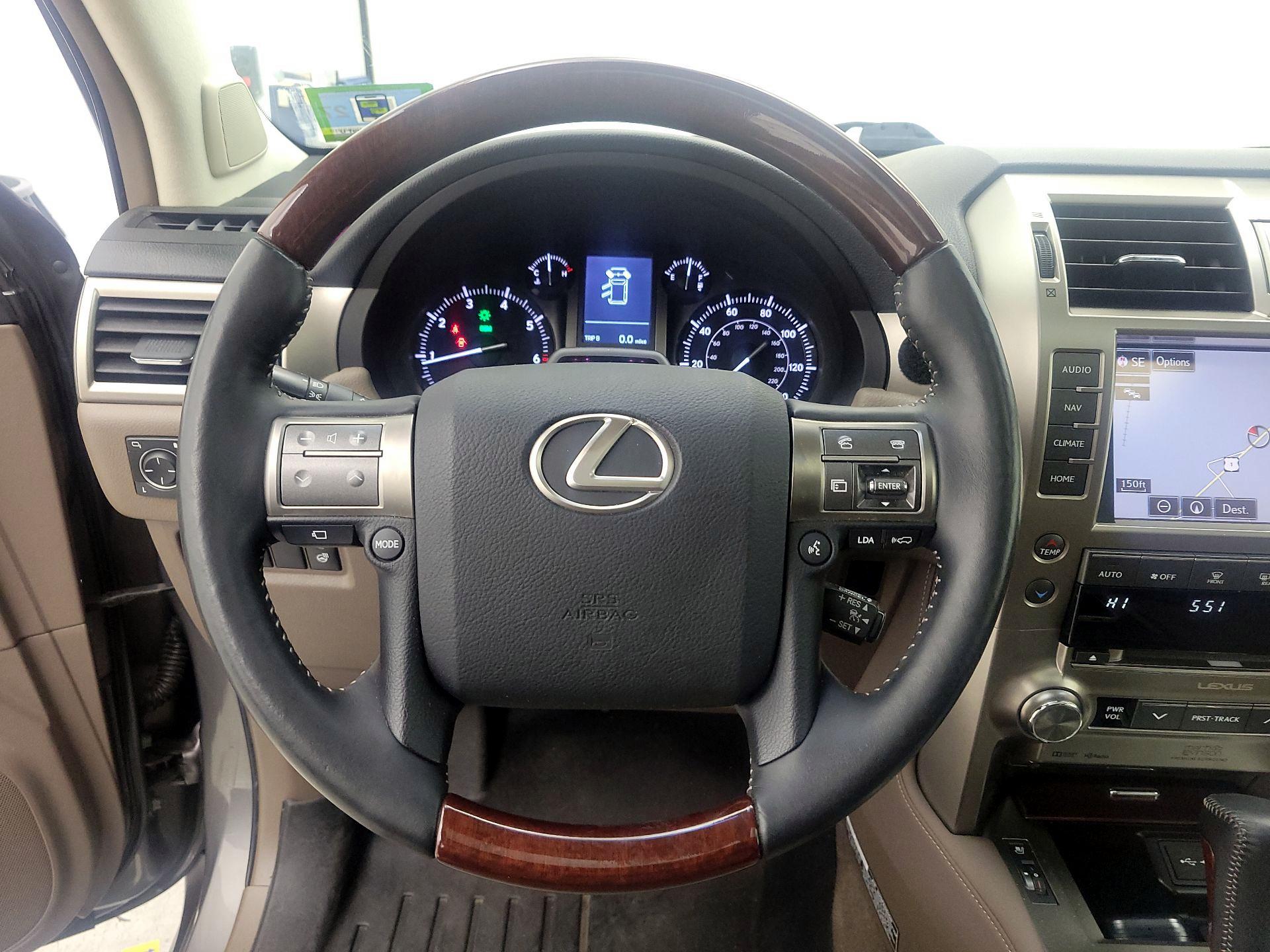 Thumbnail: 2014 Lexus GX - 10