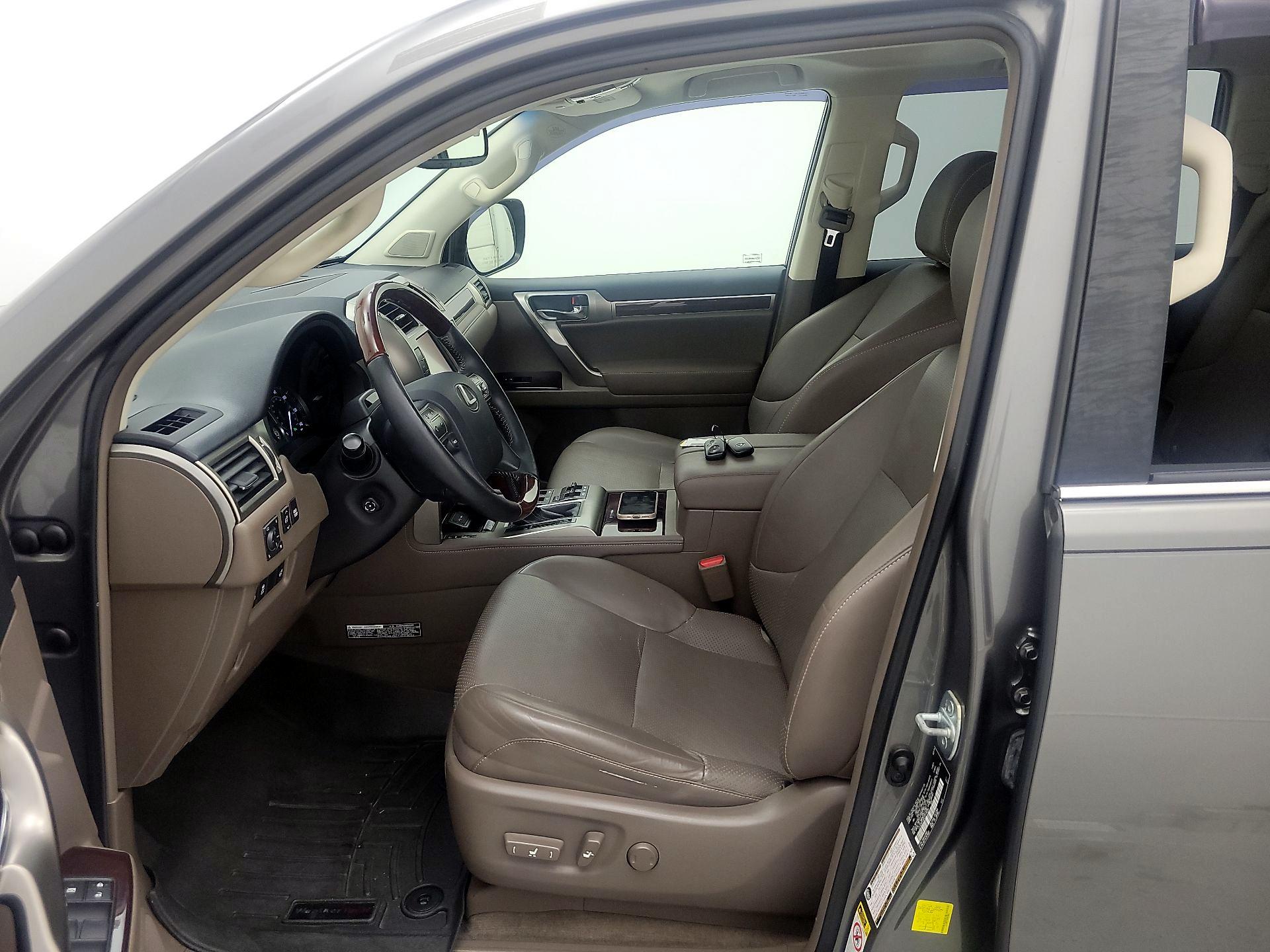 Thumbnail: 2014 Lexus GX - 11