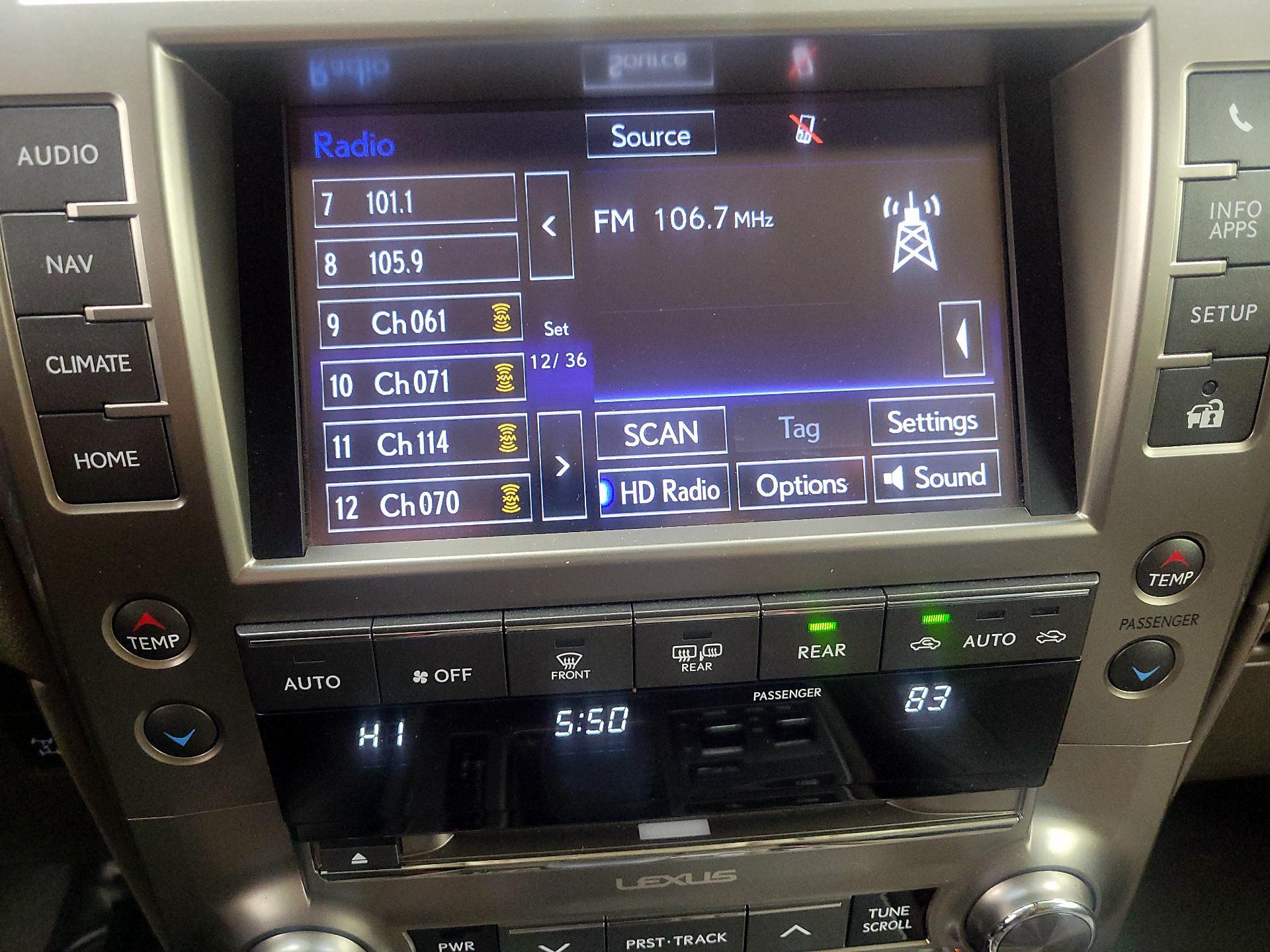 Thumbnail: 2014 Lexus GX - 16