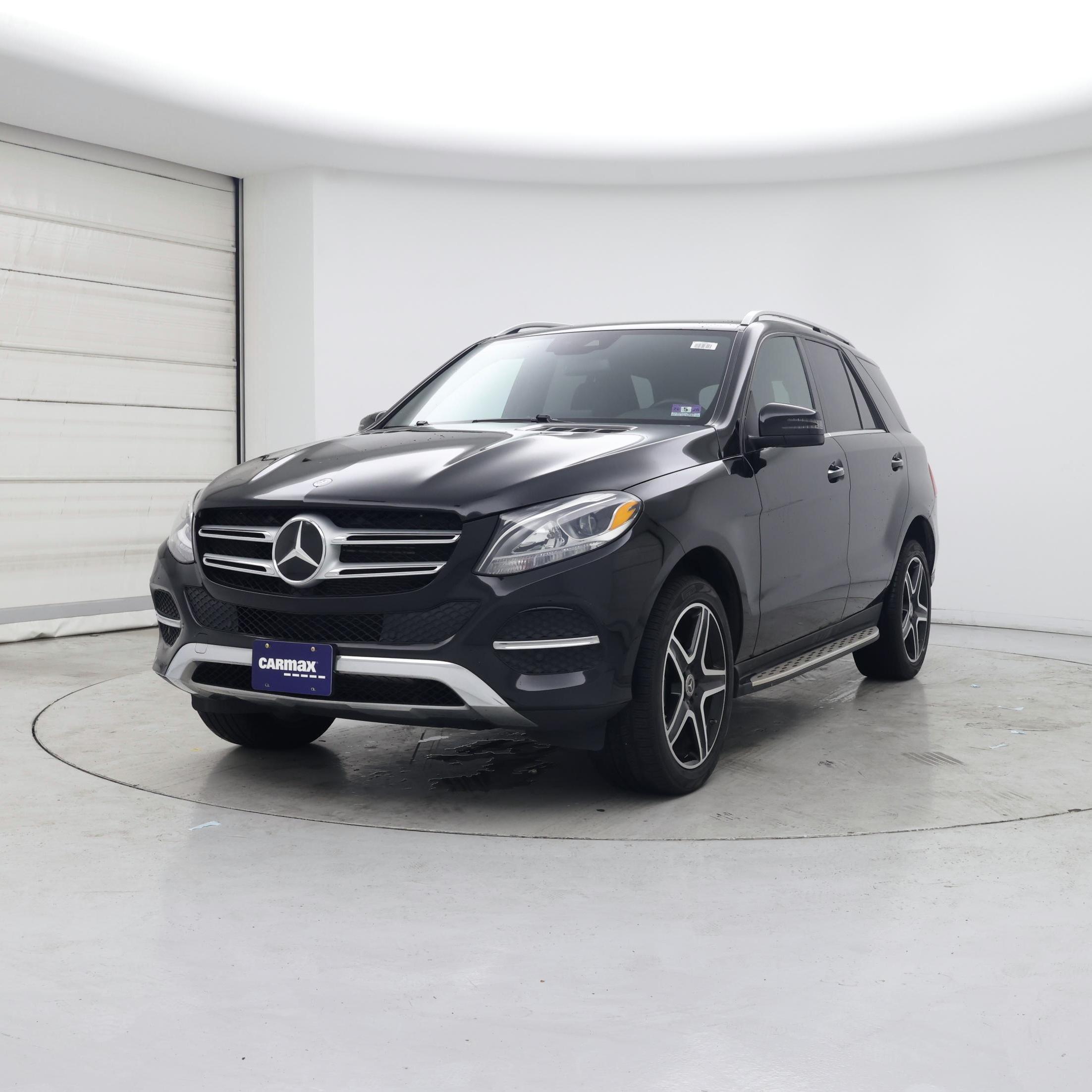 Thumbnail: 2017 Mercedes-Benz GLE - 4