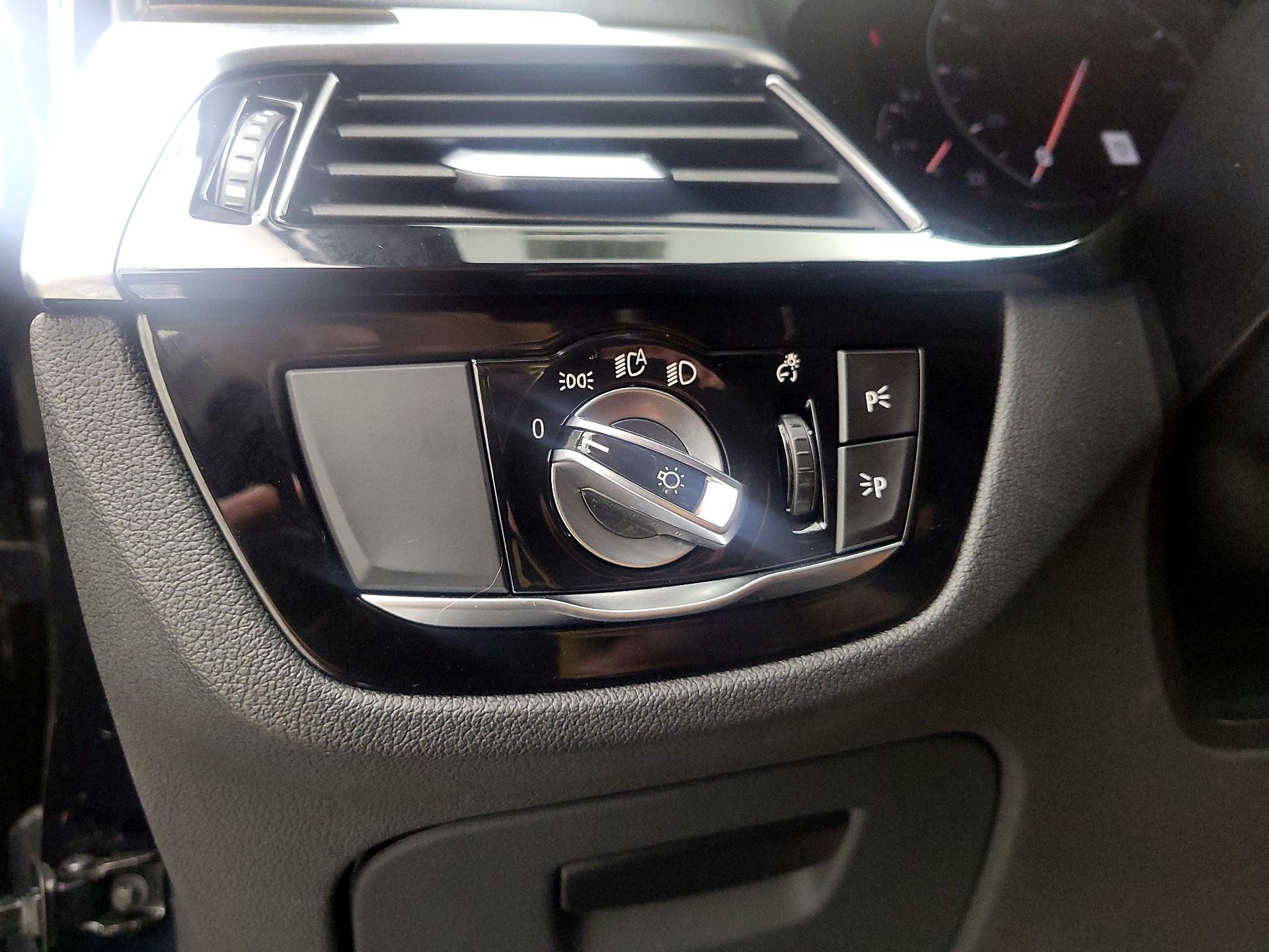 Thumbnail: 2019 BMW 5 Series - 13