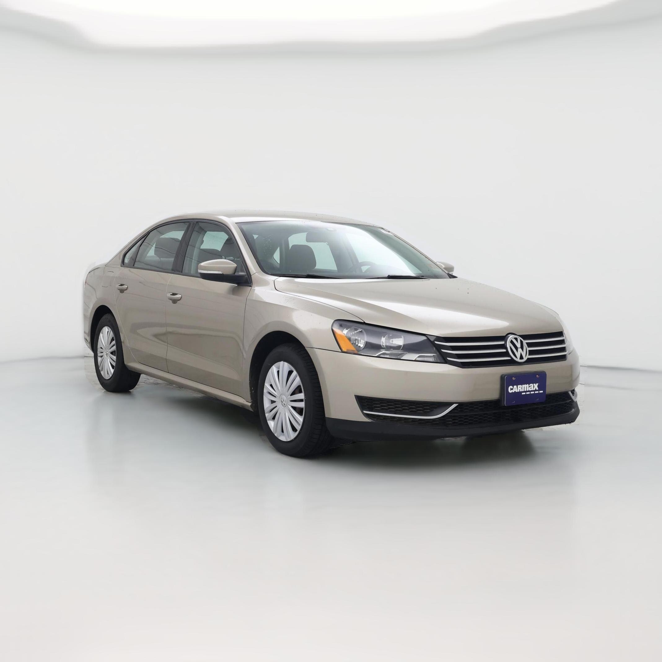 Thumbnail: 2015 Volkswagen Passat - 1