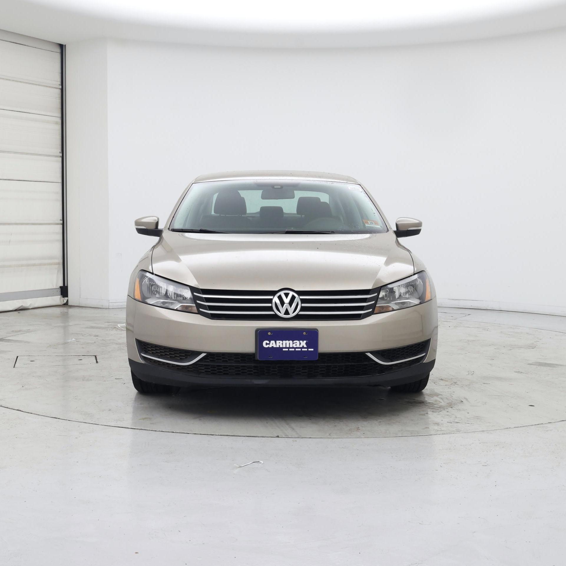 Thumbnail: 2015 Volkswagen Passat - 5