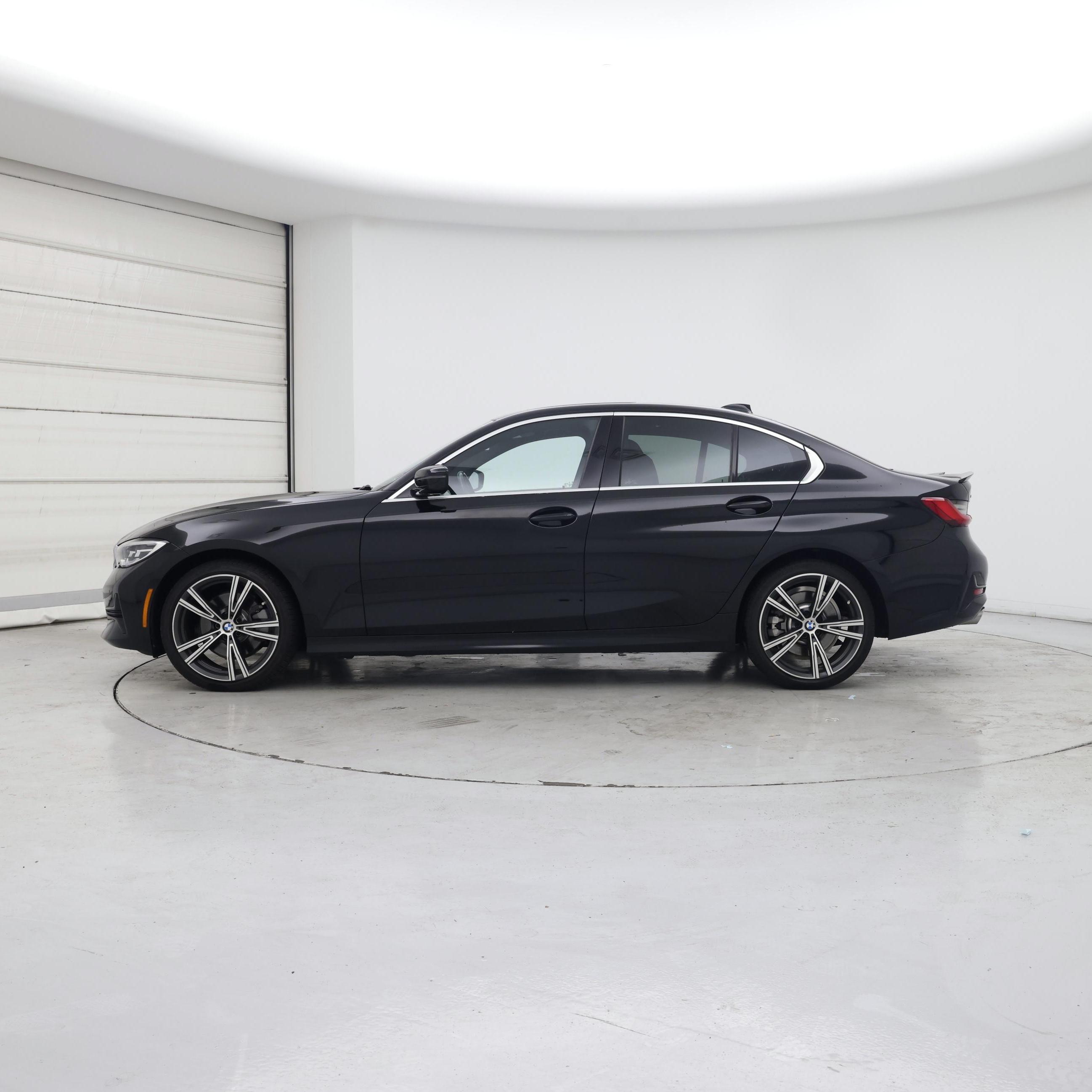 Thumbnail: 2019 BMW 3 Series - 3