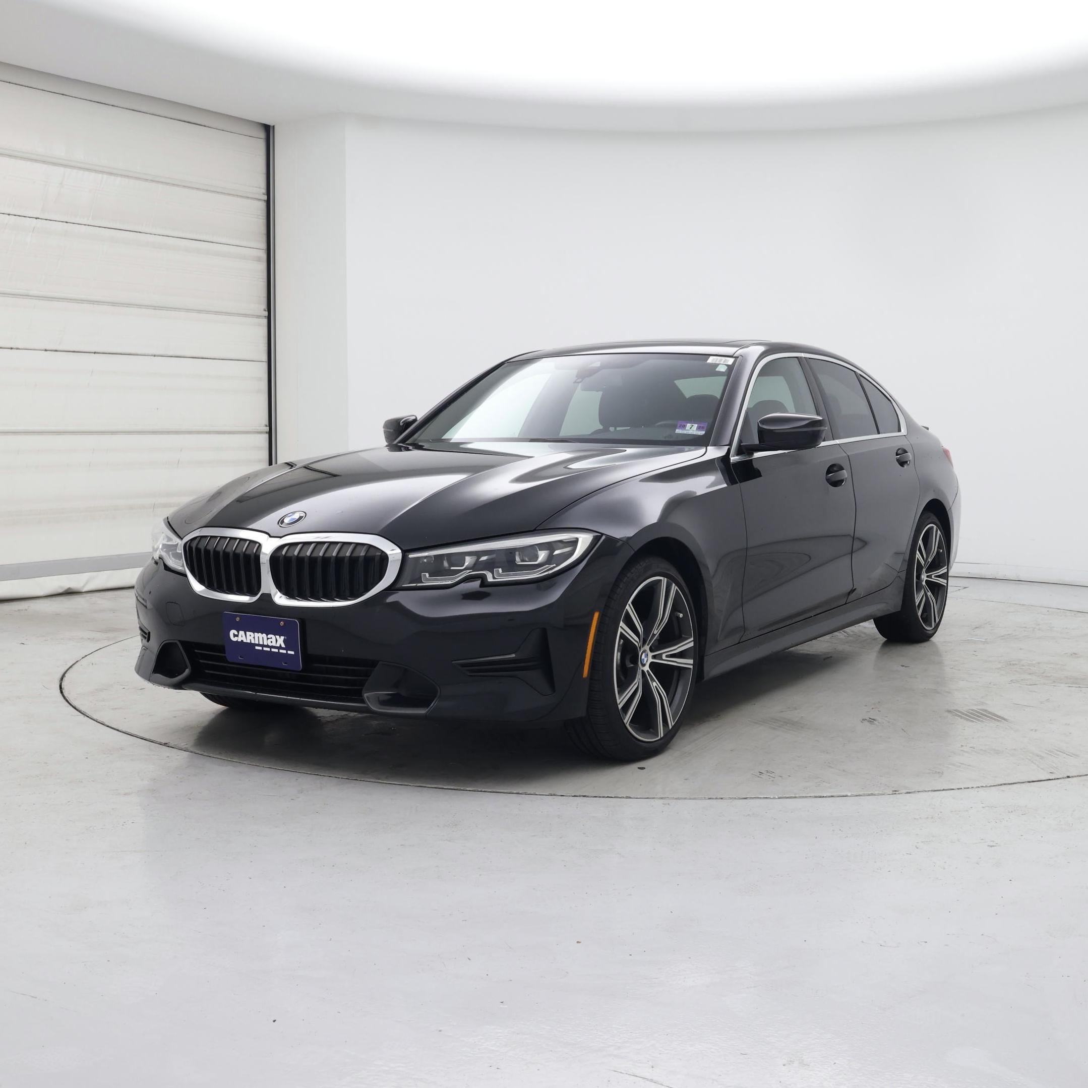 Thumbnail: 2019 BMW 3 Series - 4