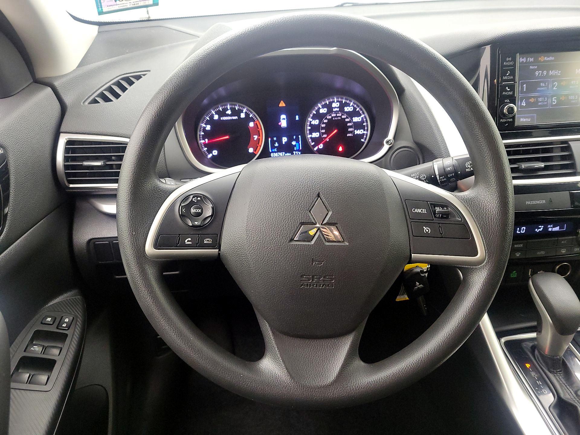 Thumbnail: 2019 Mitsubishi Eclipse Cross - 10