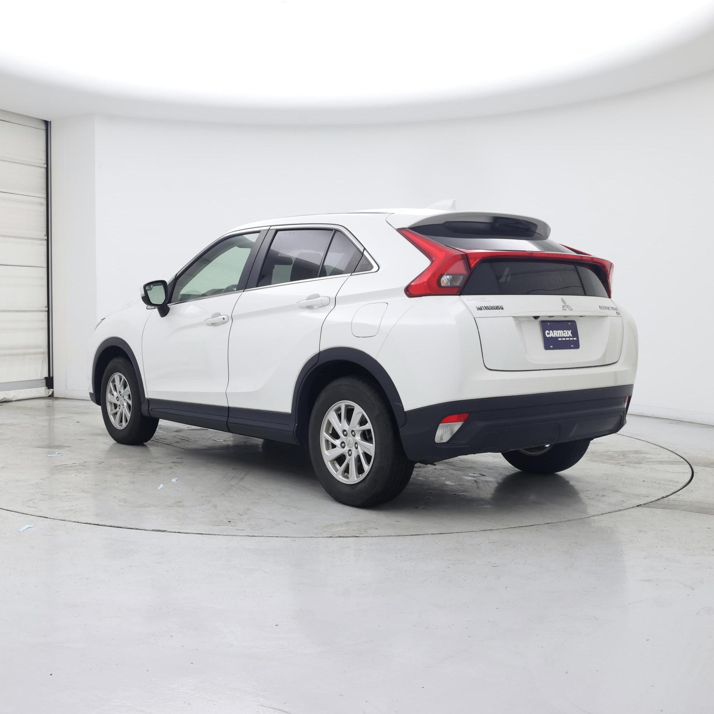 Thumbnail: 2019 Mitsubishi Eclipse Cross - 2